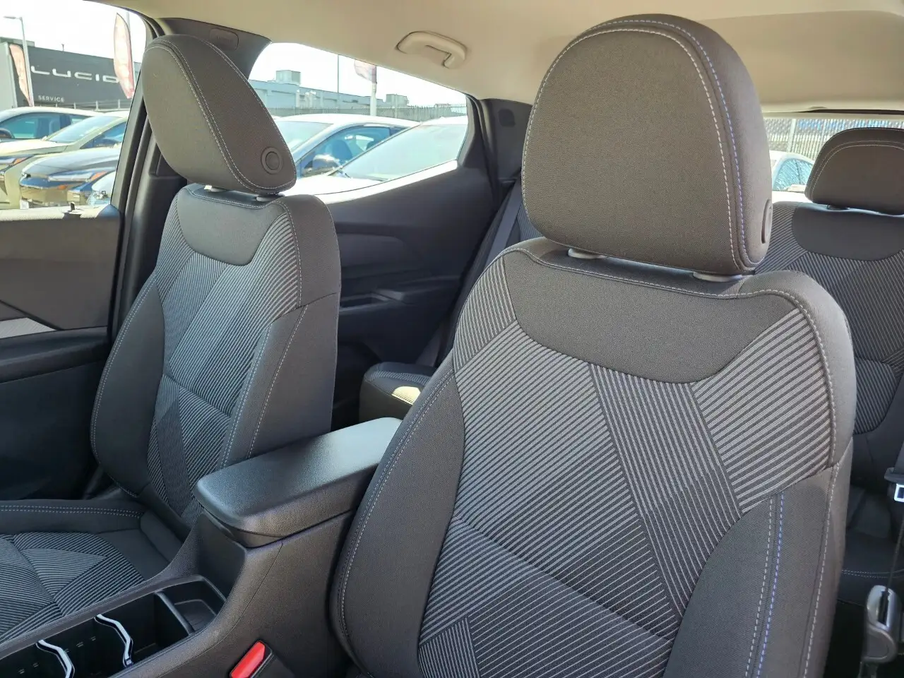 Chevrolet Bolt photo Chevrolet Bolt