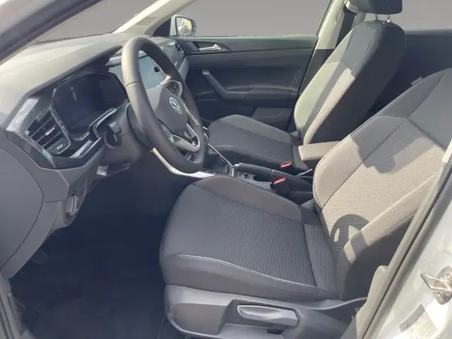 Volkswagen Polo view 13