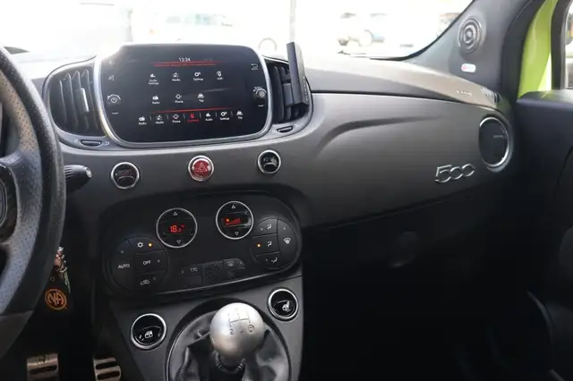 Abarth 595 view 15