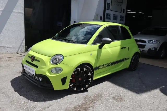 Abarth 595 view 4
