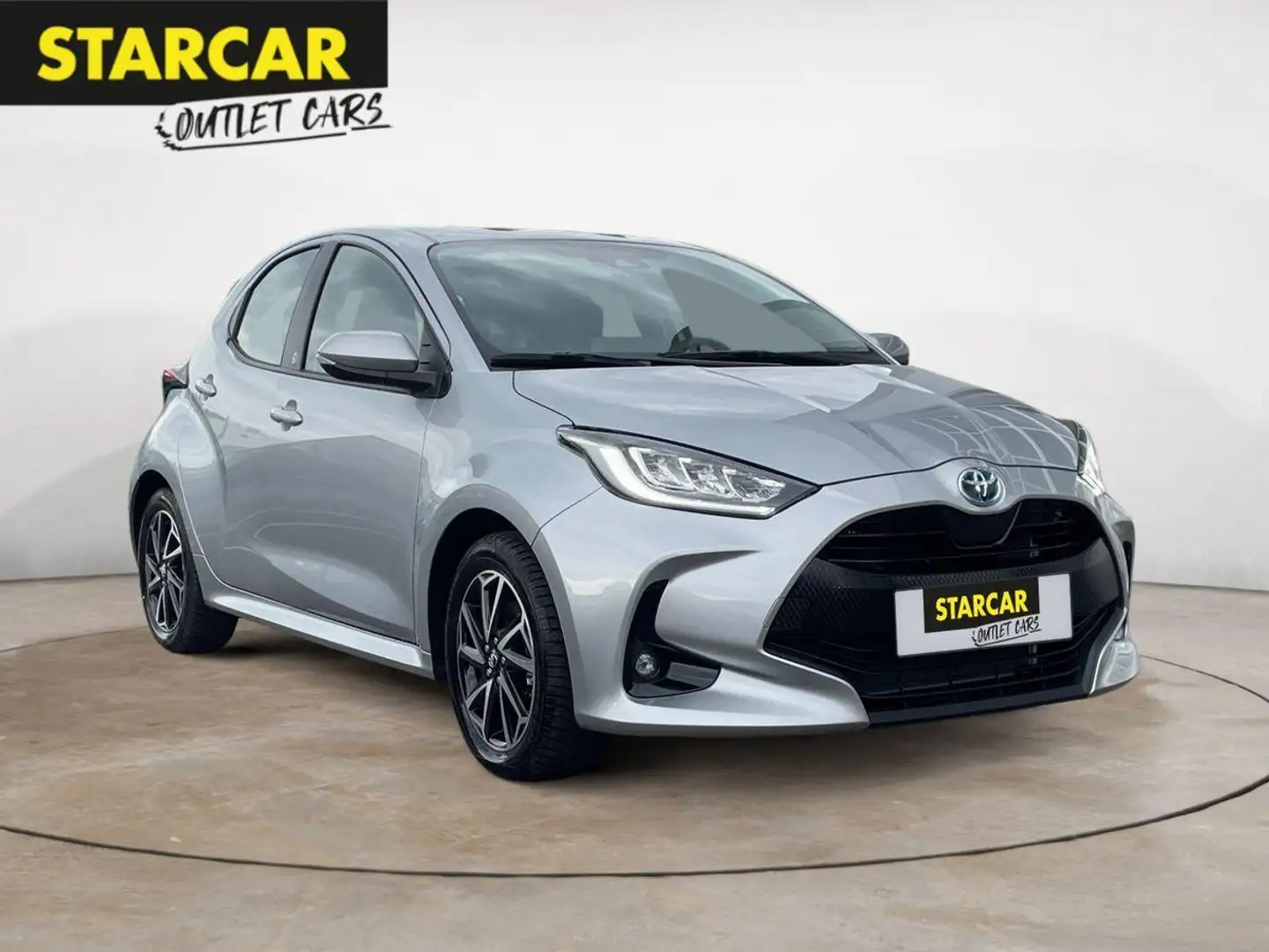 Toyota Yaris HYBRID TEAM DEUTSCHLAND+COMFORT-PAKET+LED+NAVI+ACC Argintiu - 1