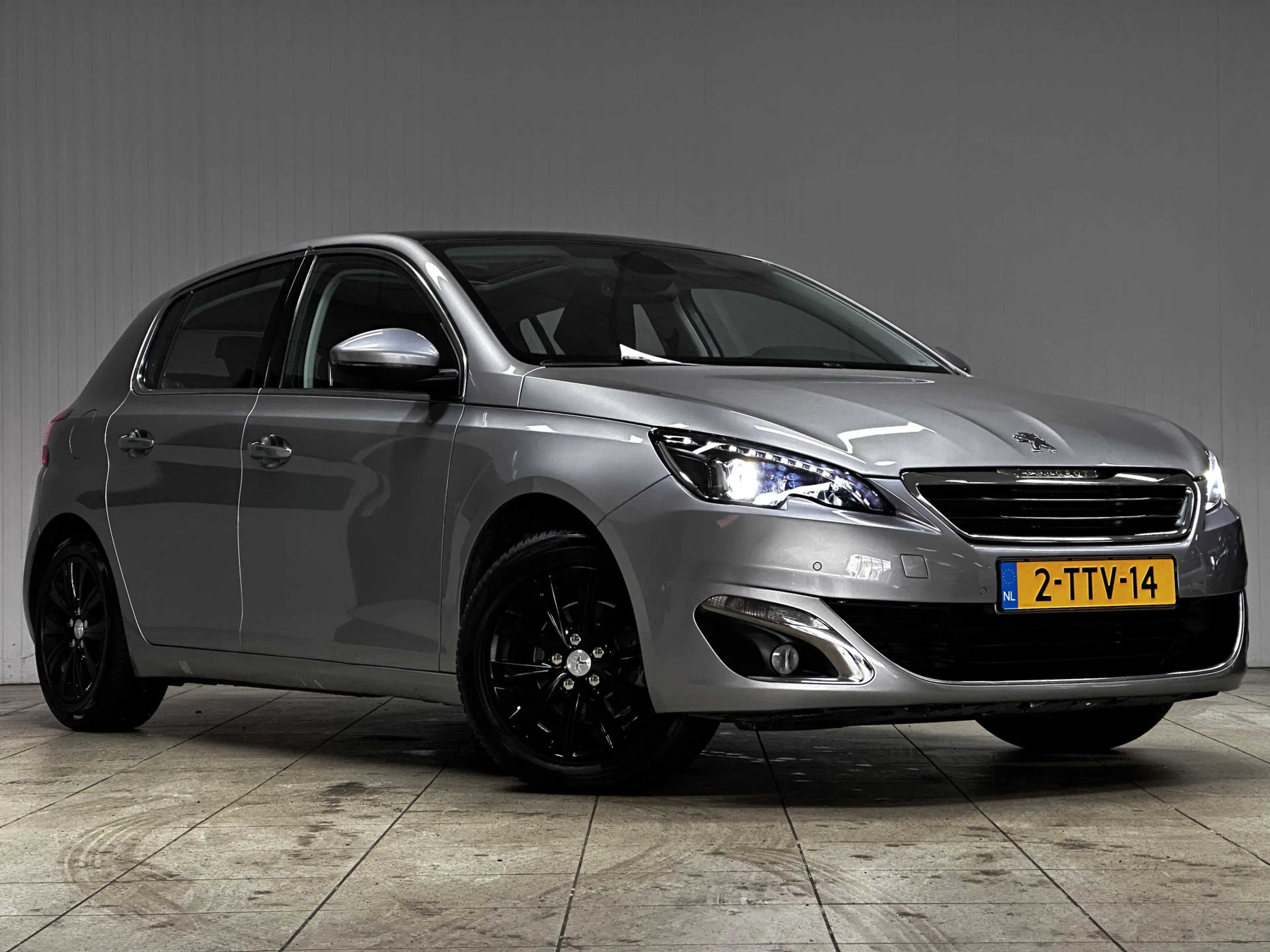 Peugeot 308 1.6 THP Première/ Trekhaak/ Panorama-Dak/ Keyless/ — photo 3