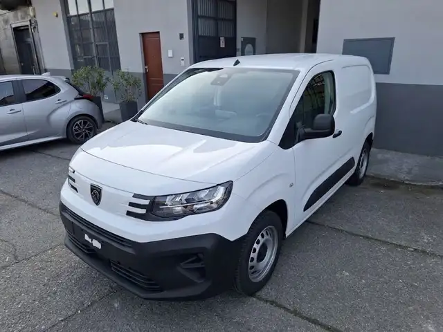 Fiat Doblo 1.5 DIESEL 130cv - 3 POSTI, CAMERA 360, SENSORI, STRU FULL OPTIONAL, PRONTA CONSEGNA.