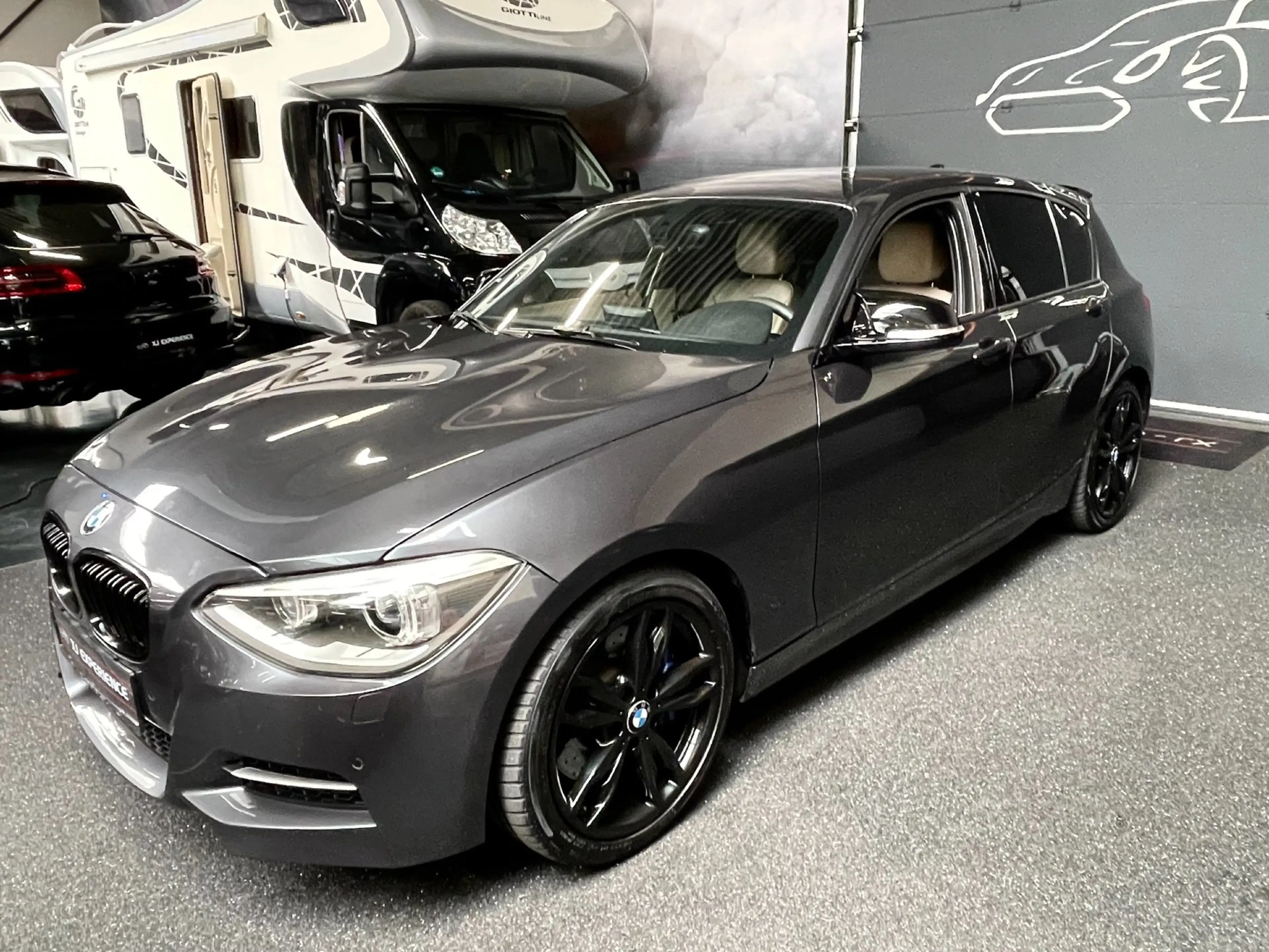 BMW 135 1-serie M135i xDrive 320 PK M-PERFORMANCE NAVI LEE — photo 3