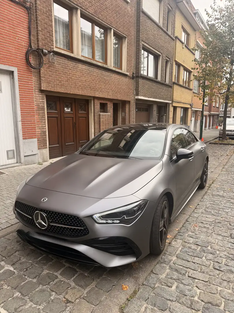 Mercedes-Benz CLA 180 AMG Line - 1