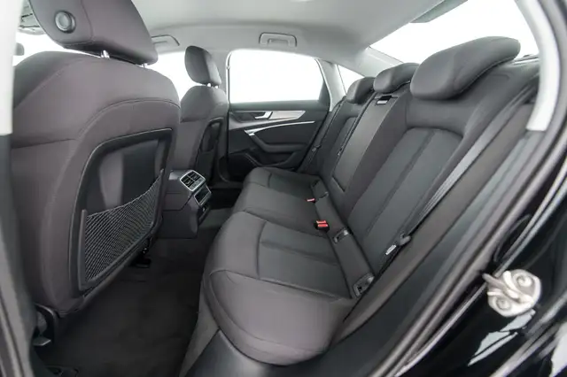 Audi A6 view 7