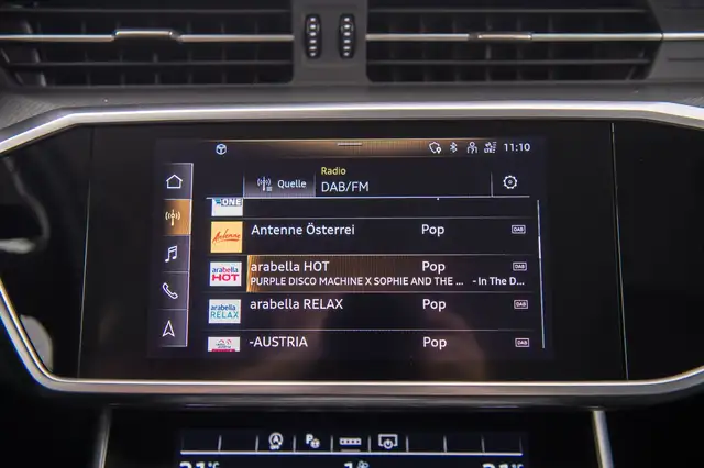 Audi A6 view 11