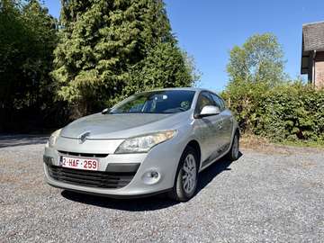 1.9 dCi Privilège Entretien et distri ok