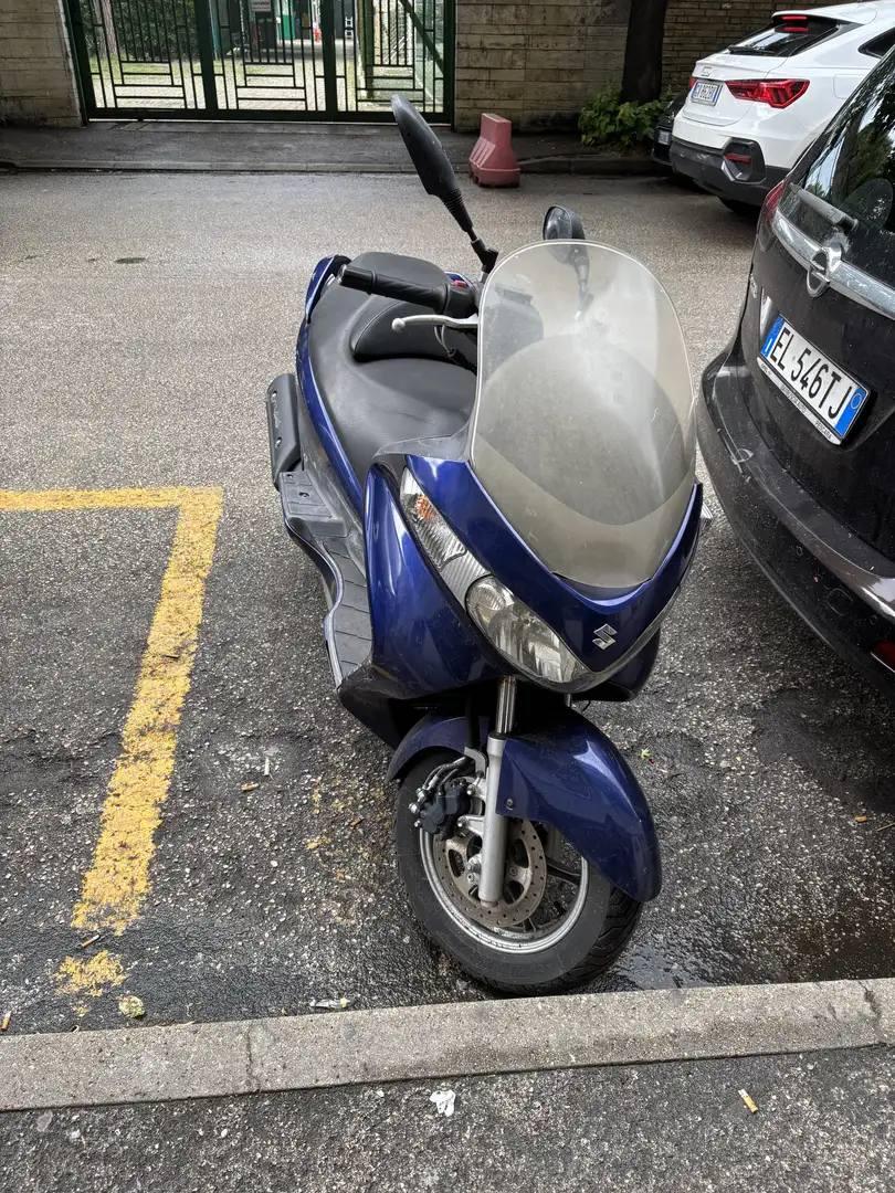Suzuki Burgman 200 UH - 2