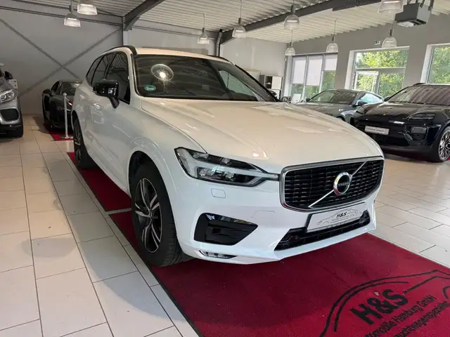 Volvo XC60 view 8
