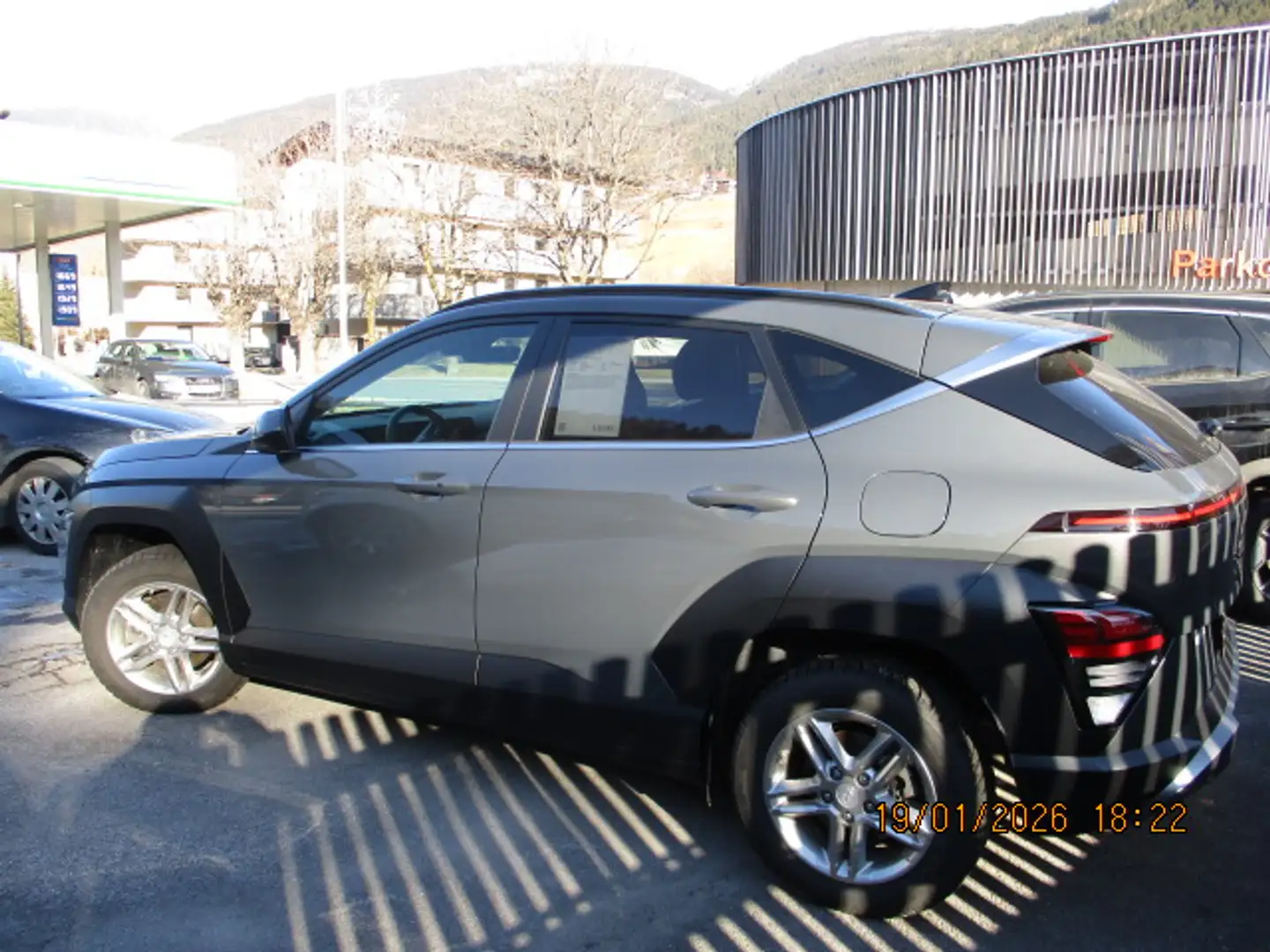 Hyundai KONA Kona 1,0 T-GDi 2WD Trend Line Trend Line Grau - 2