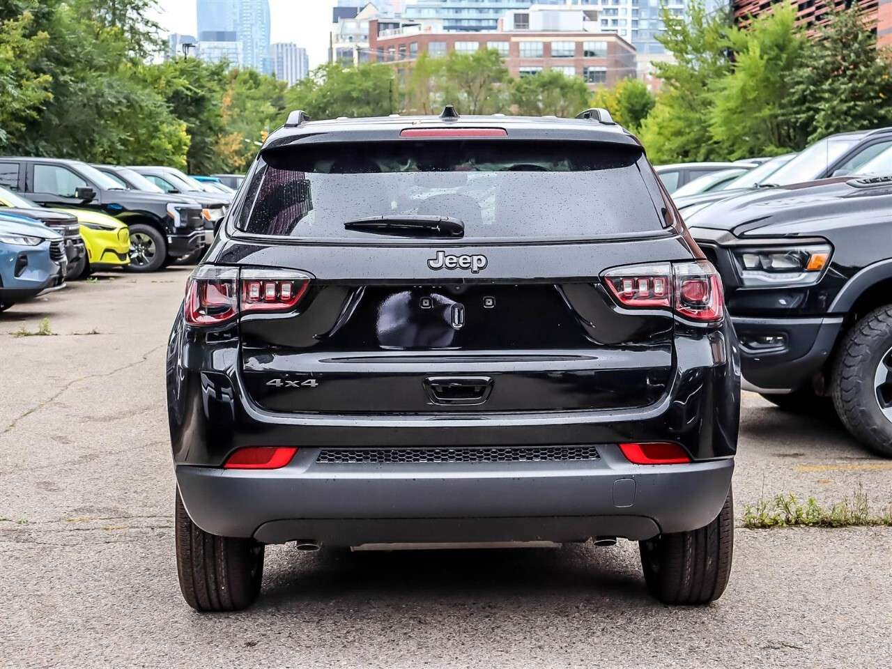 2026 Jeep Compass North 4x4 — photo 1