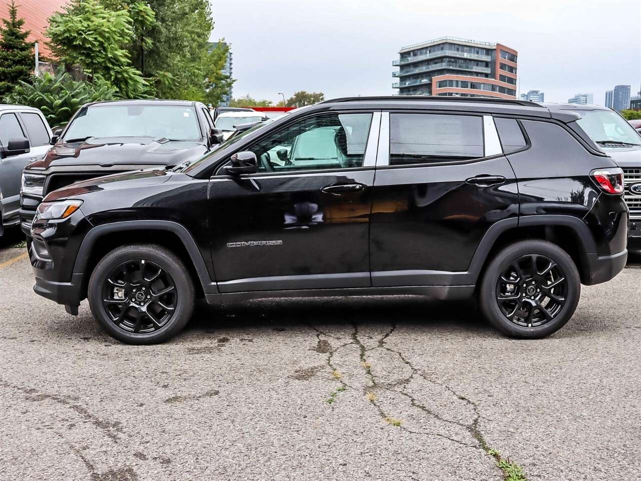 2026 Jeep Compass North 4x4 — photo 1