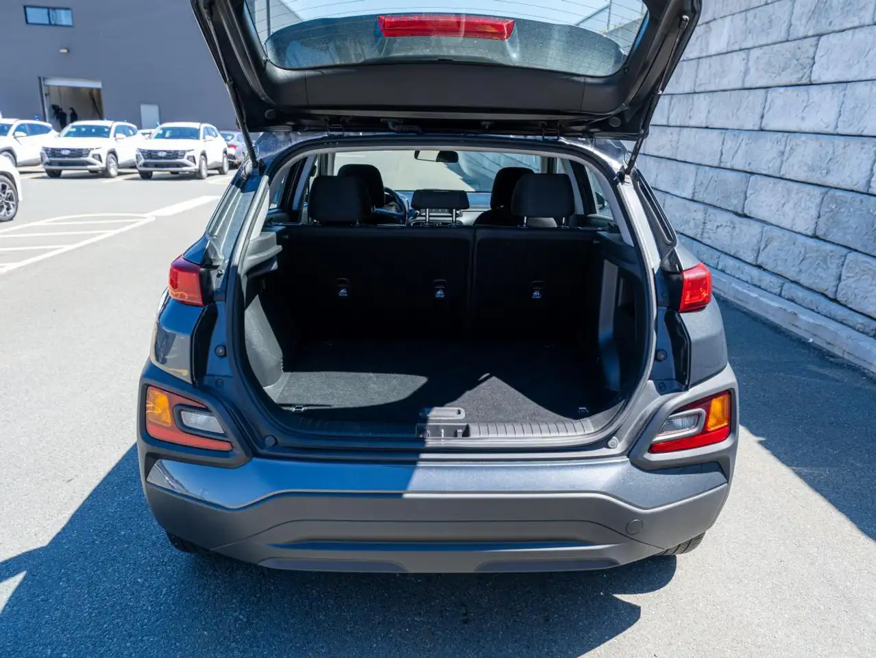 Hyundai KONA снимка Hyundai KONA