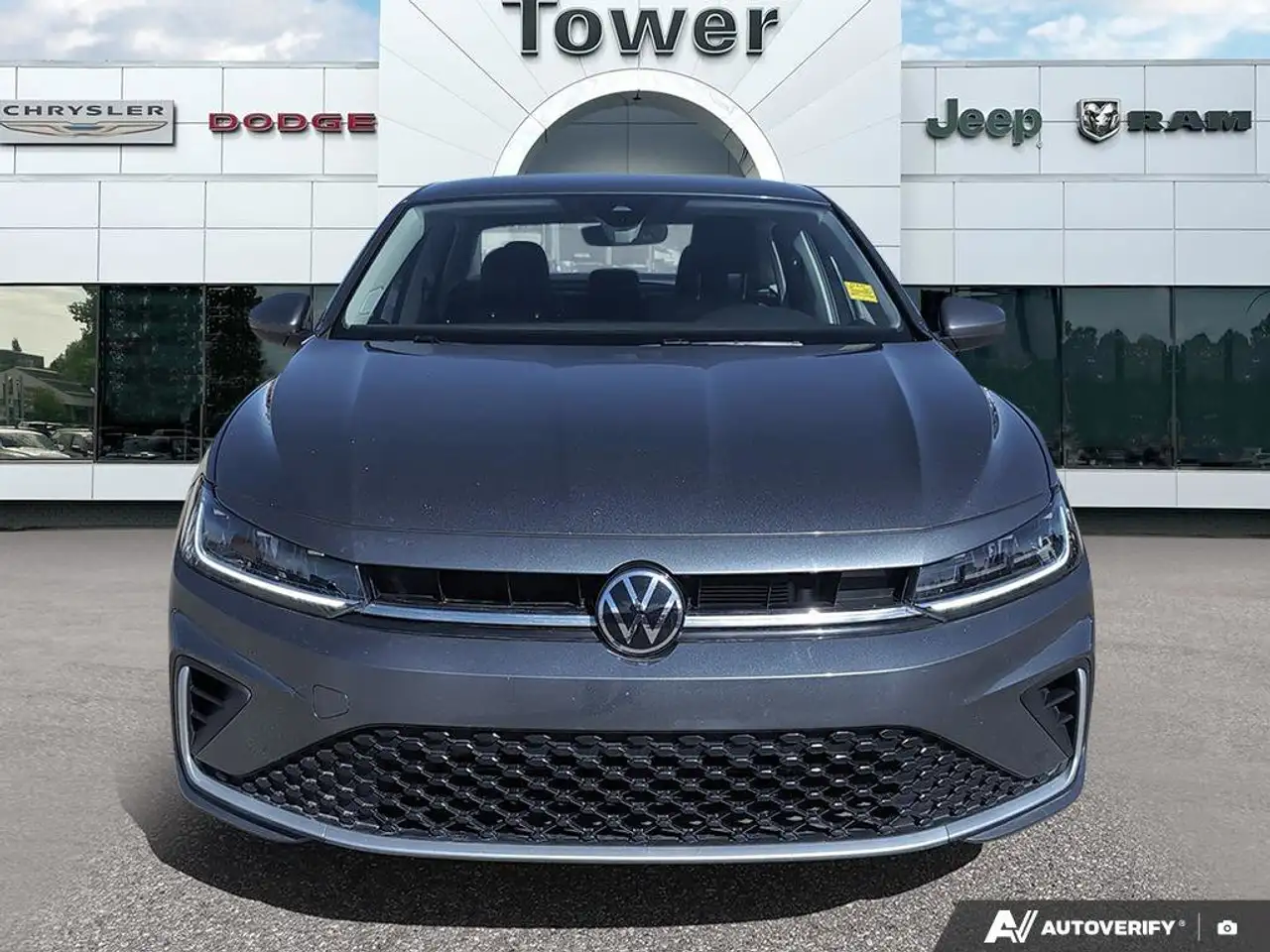 Volkswagen Jetta снимка Volkswagen Jetta