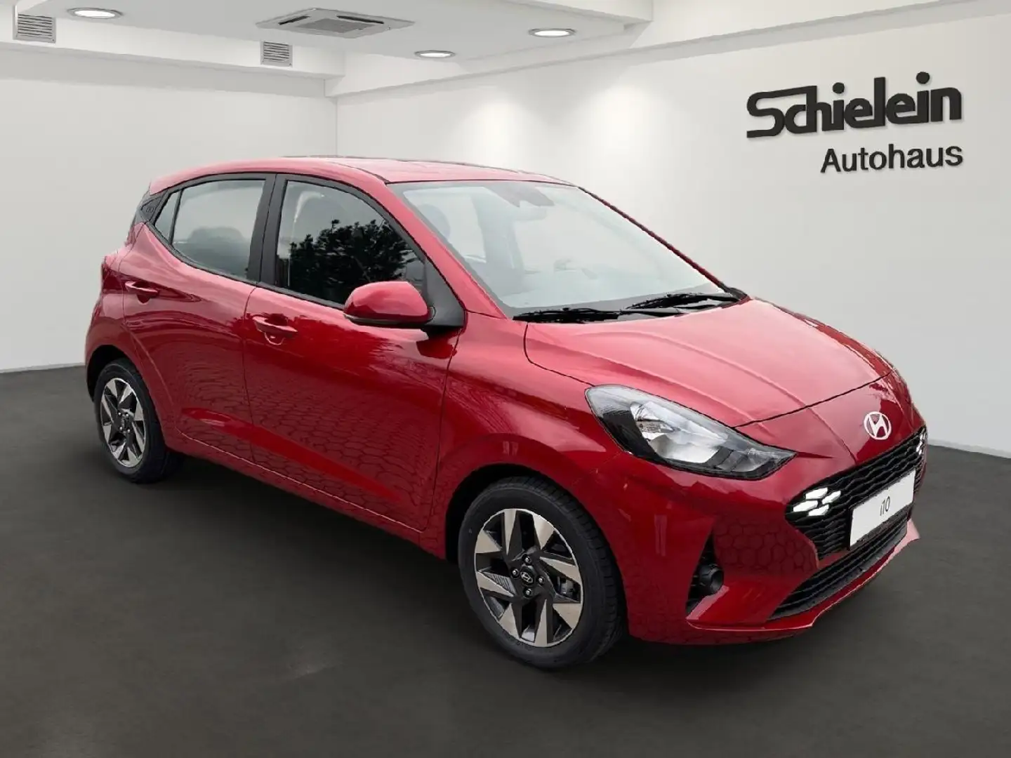 Hyundai i10 1.2 79PS Trend *SHZ*NAVI*R-KAMERA* Rood - 2