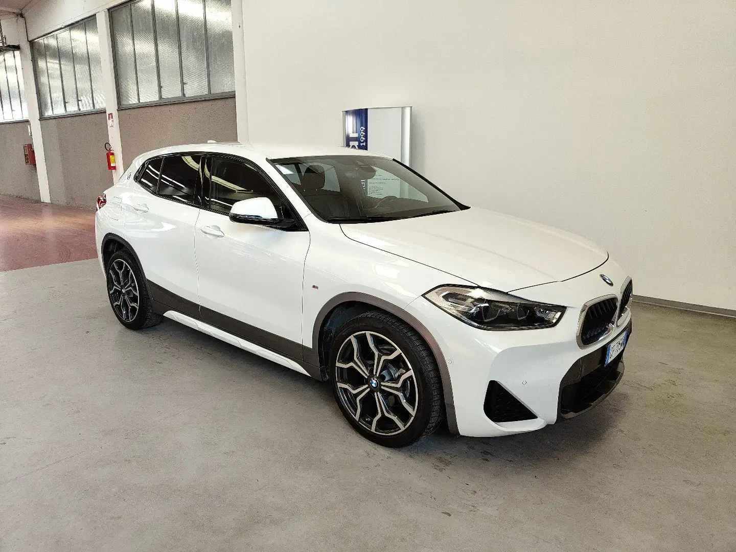 BMW X2 sDrive16d Msport-X auto Cruise Navi 19” (m Sport) Bianco - 2