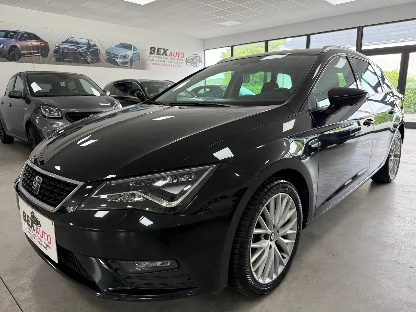 SEAT Leon ST 1.4 TGI*CNG*DSG*1ERPROP*GARANTIE*GPS*CUIR*CLIM* Zwart - 1