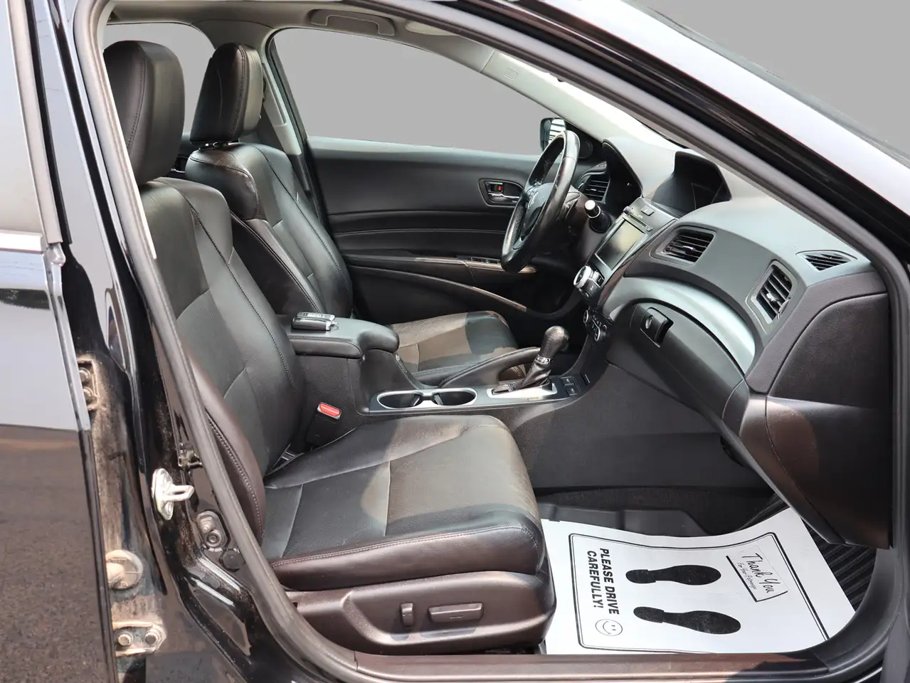 Acura ILX photo Acura ILX