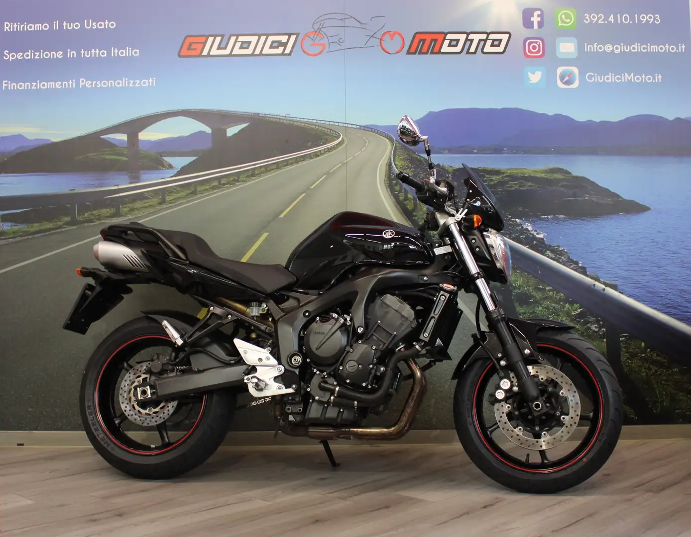 Yamaha FZ 6 S2 - 2009 - km 22254 Noir - 1