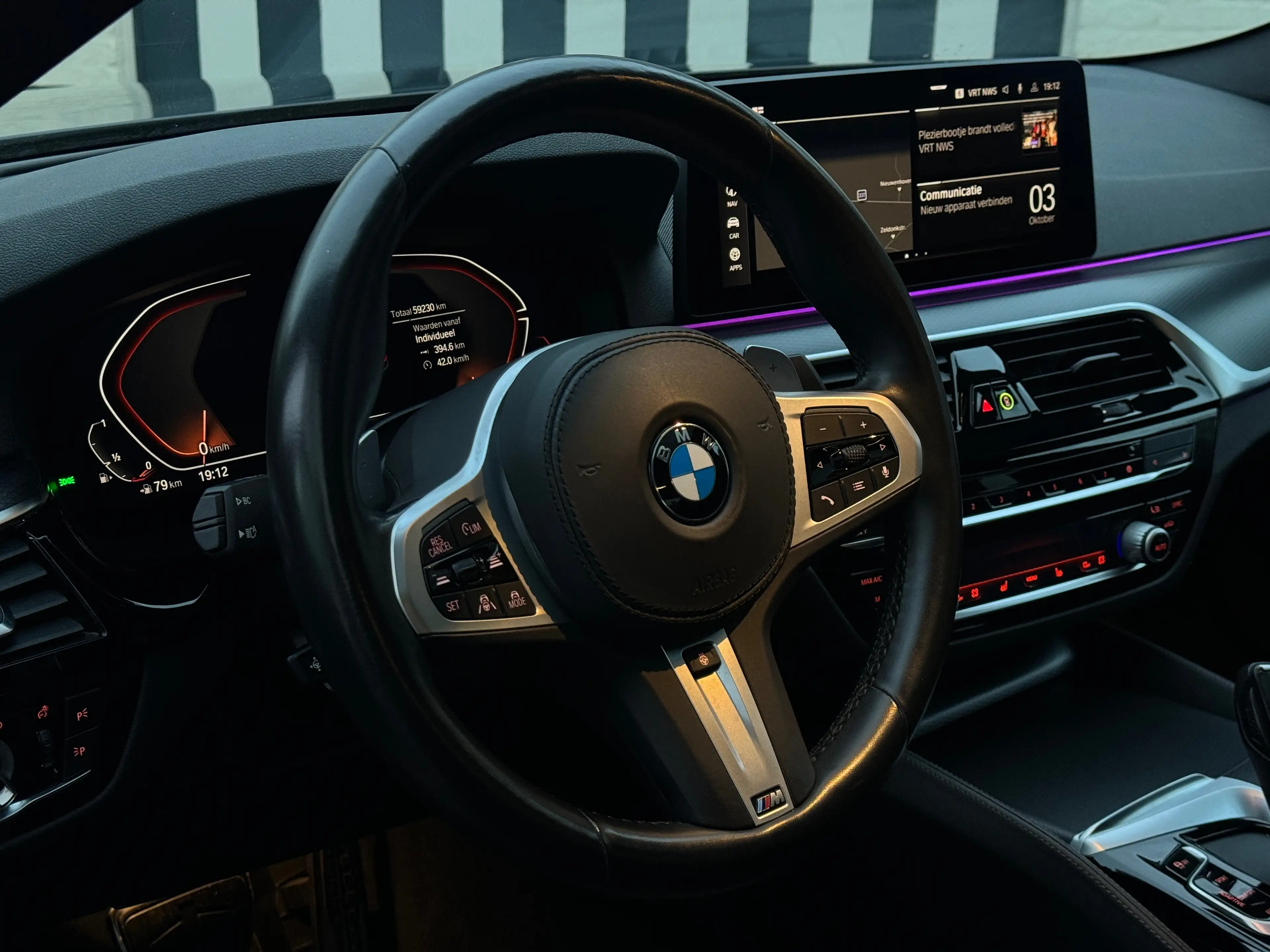 BMW 540 i - M-PACK - PANO - 360° CAMERA - ACC — photo 11
