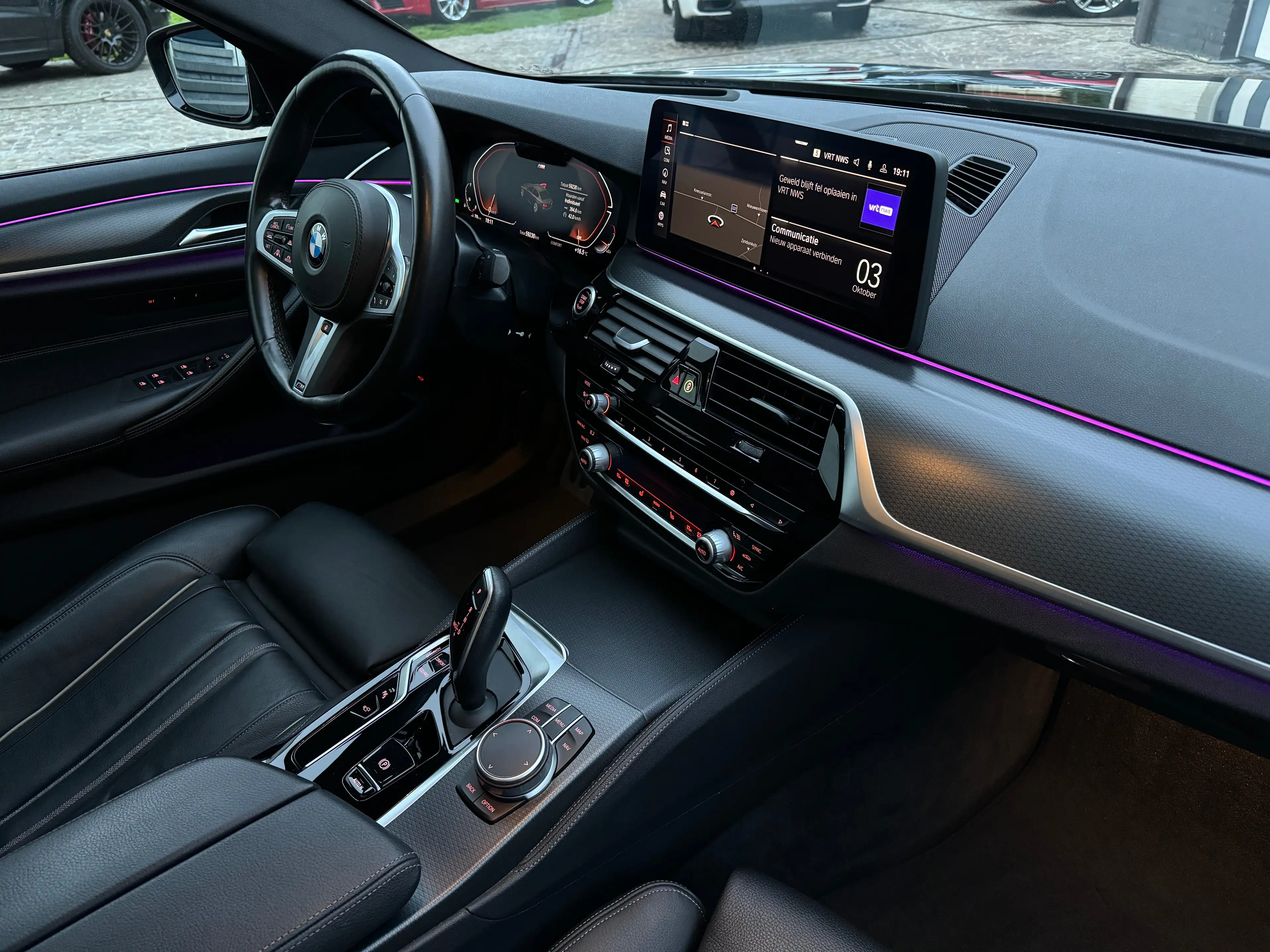 BMW 540 i - M-PACK - PANO - 360° CAMERA - ACC — photo 9