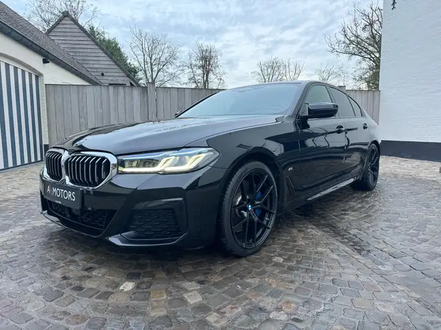 BMW 540 i - M-PACK - PANO - 360° CAMERA - ACC
