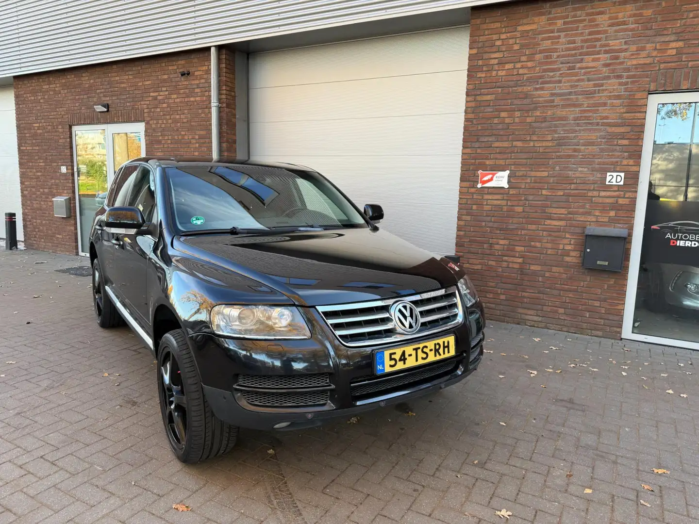 Volkswagen Touareg 3.6 V6|AUTOMAAT|NIEUWE APK|AIRCO Zwart - 2