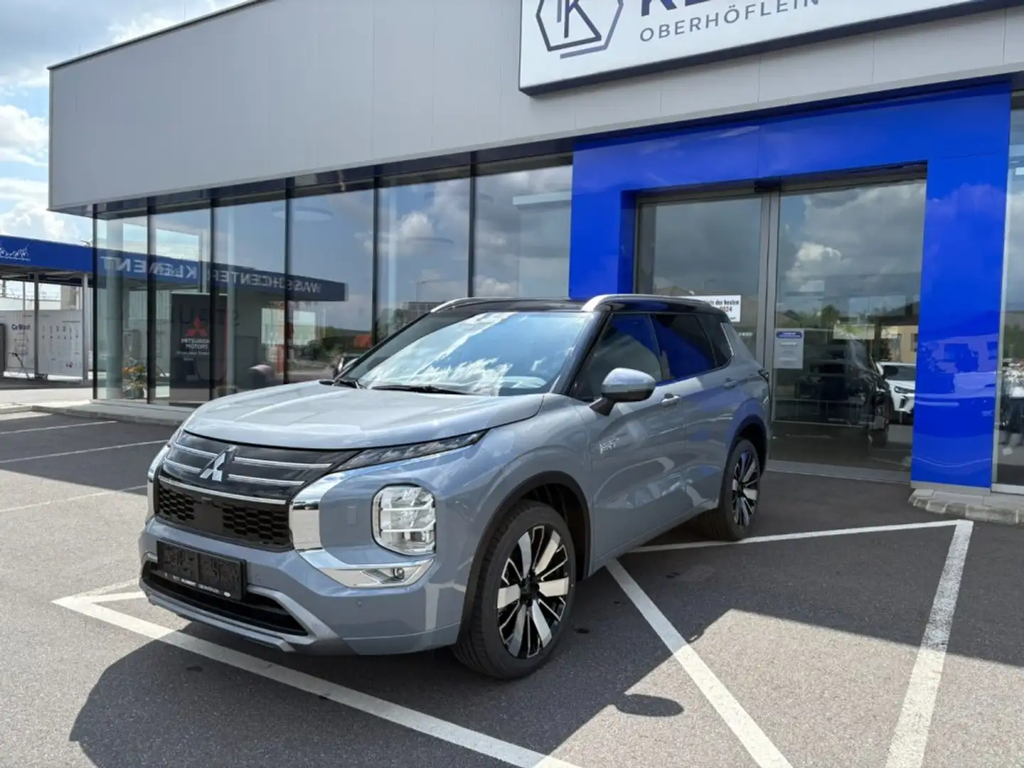 Mitsubishi Outlander PHEV 2,4 4WD Diamond 2-tone Leder Zwart - 1