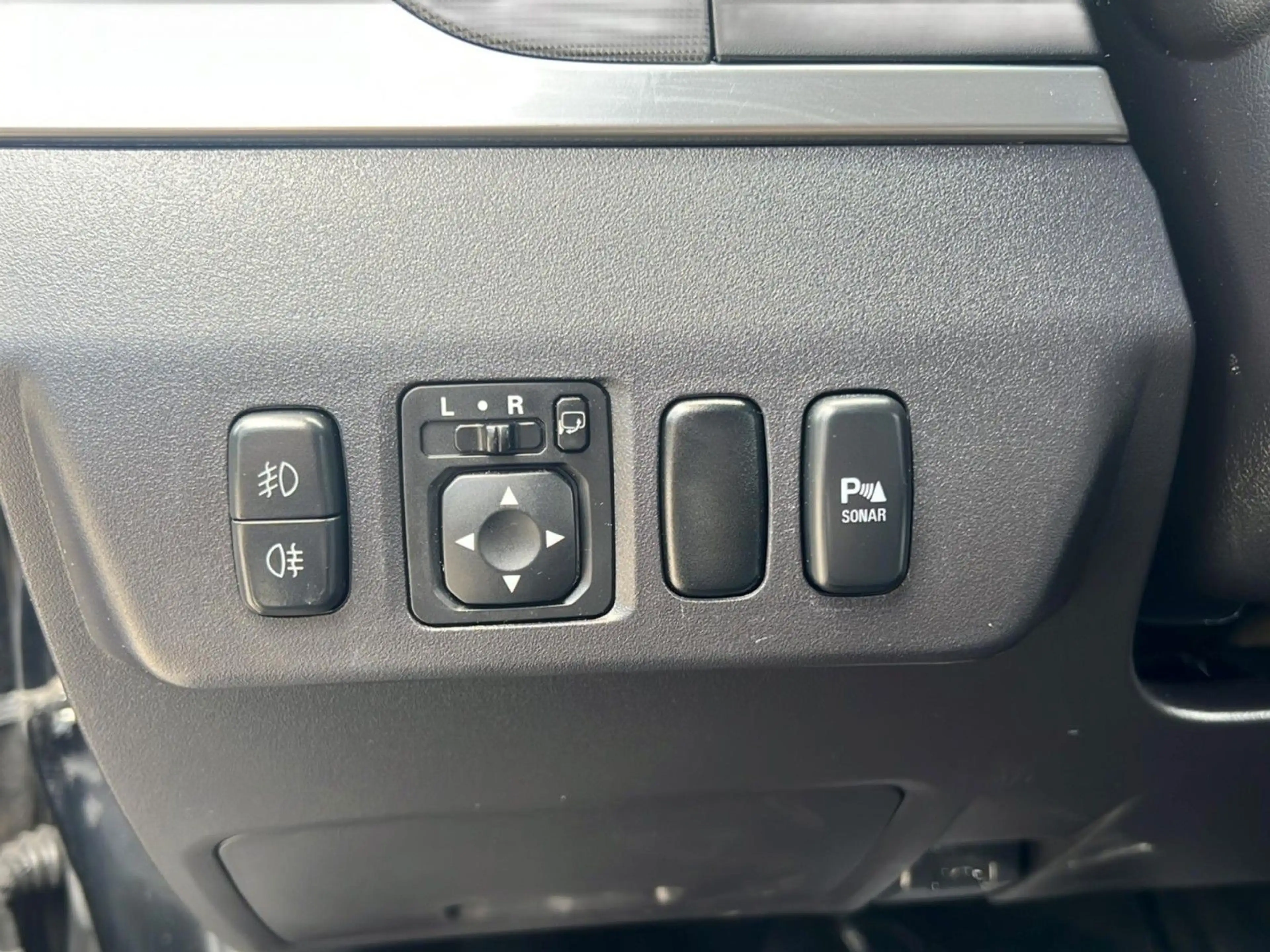 Mitsubishi Pajero 3.2 DI-D Intense*NUR 120TKM*AHK-3.3T*SHZ* — photo 13
