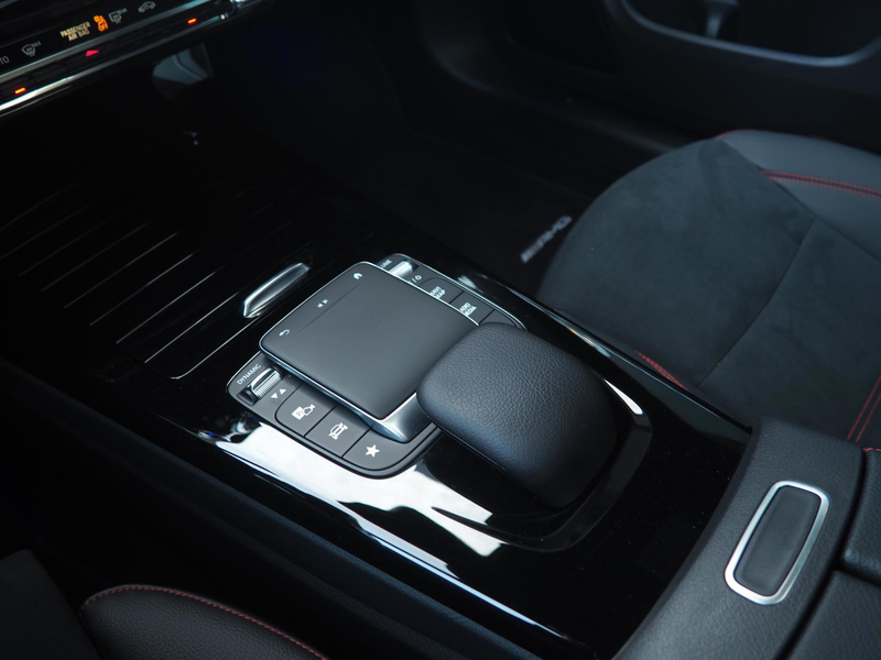 Mercedes-Benz CLA 250 250e AMG / Pano / Distronic / Ambient / Multibeam — photo 27