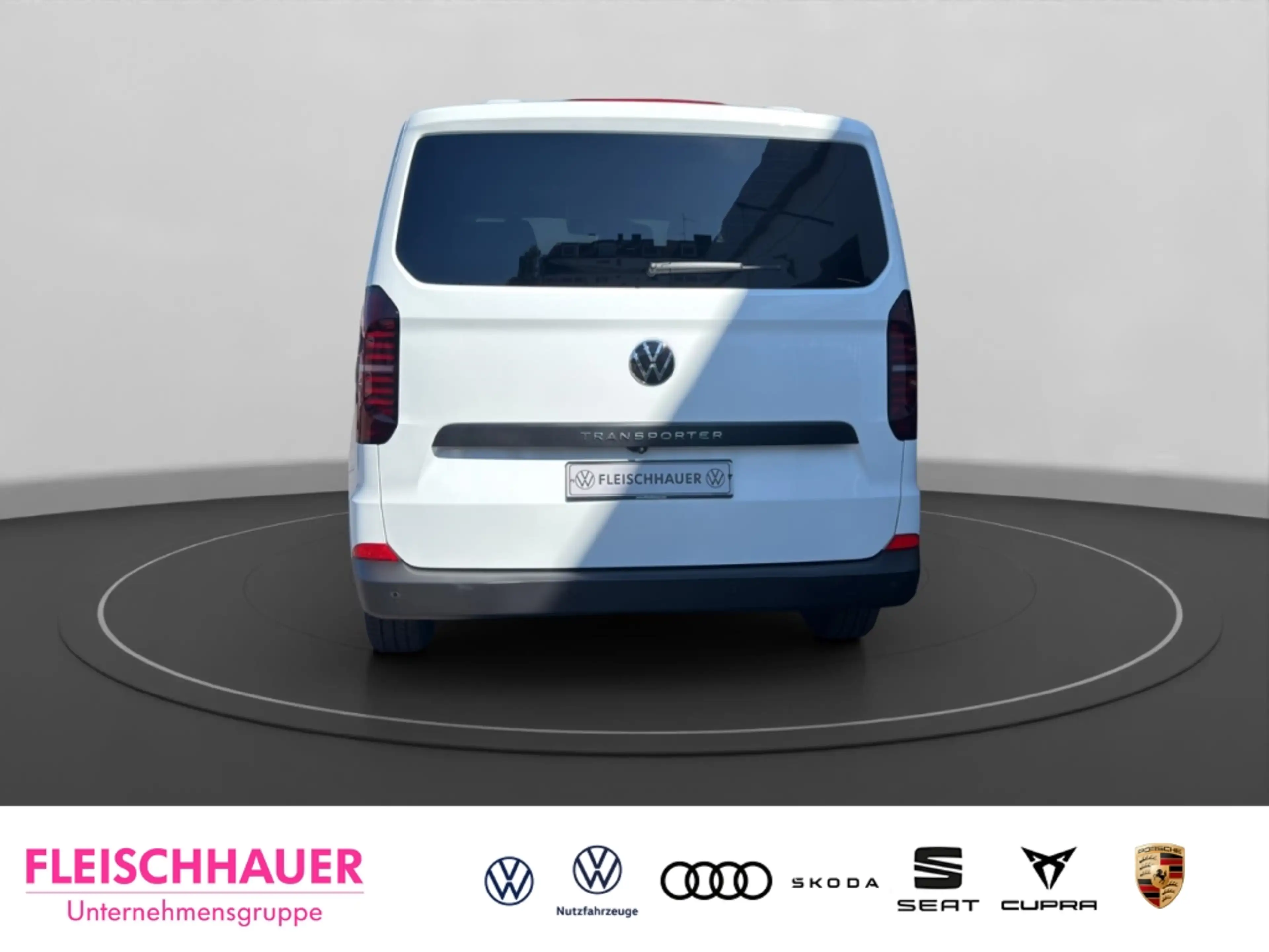 Volkswagen T7 Kombi 2.0 TDI ACC LED Apple CarPlay Tel.-Vorb. Keyless K — photo 5