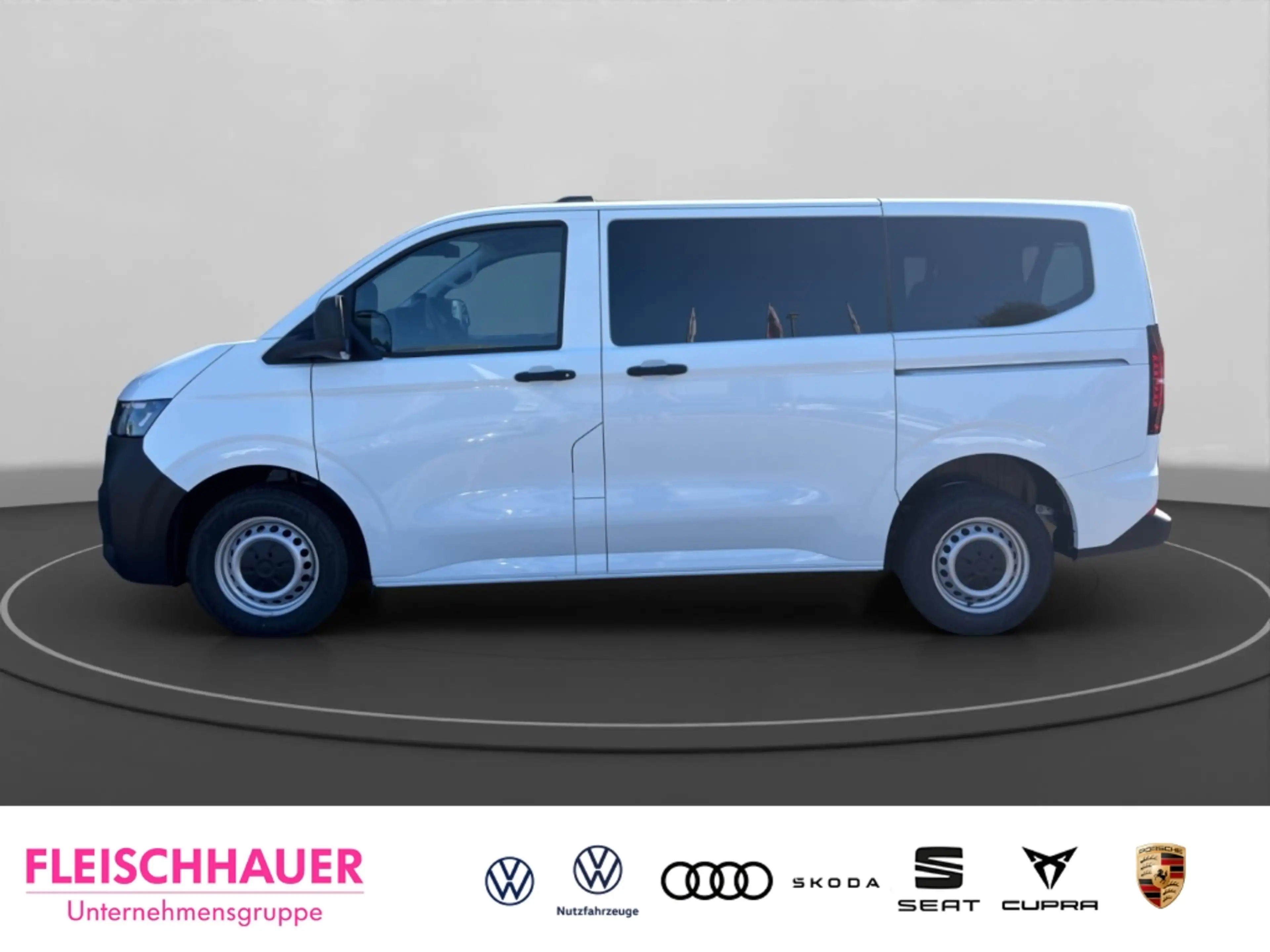 Volkswagen T7 Kombi 2.0 TDI ACC LED Apple CarPlay Tel.-Vorb. Keyless K — photo 3
