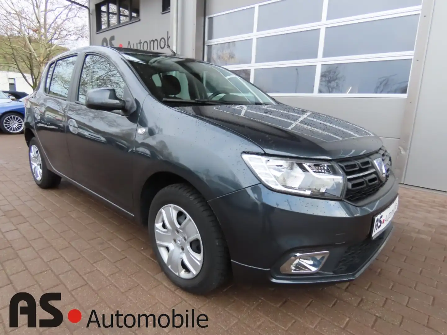 Dacia Sandero II Comfort 0.9 TCe 90 2.Hd*Gar*Klima*8-f Grau - 1