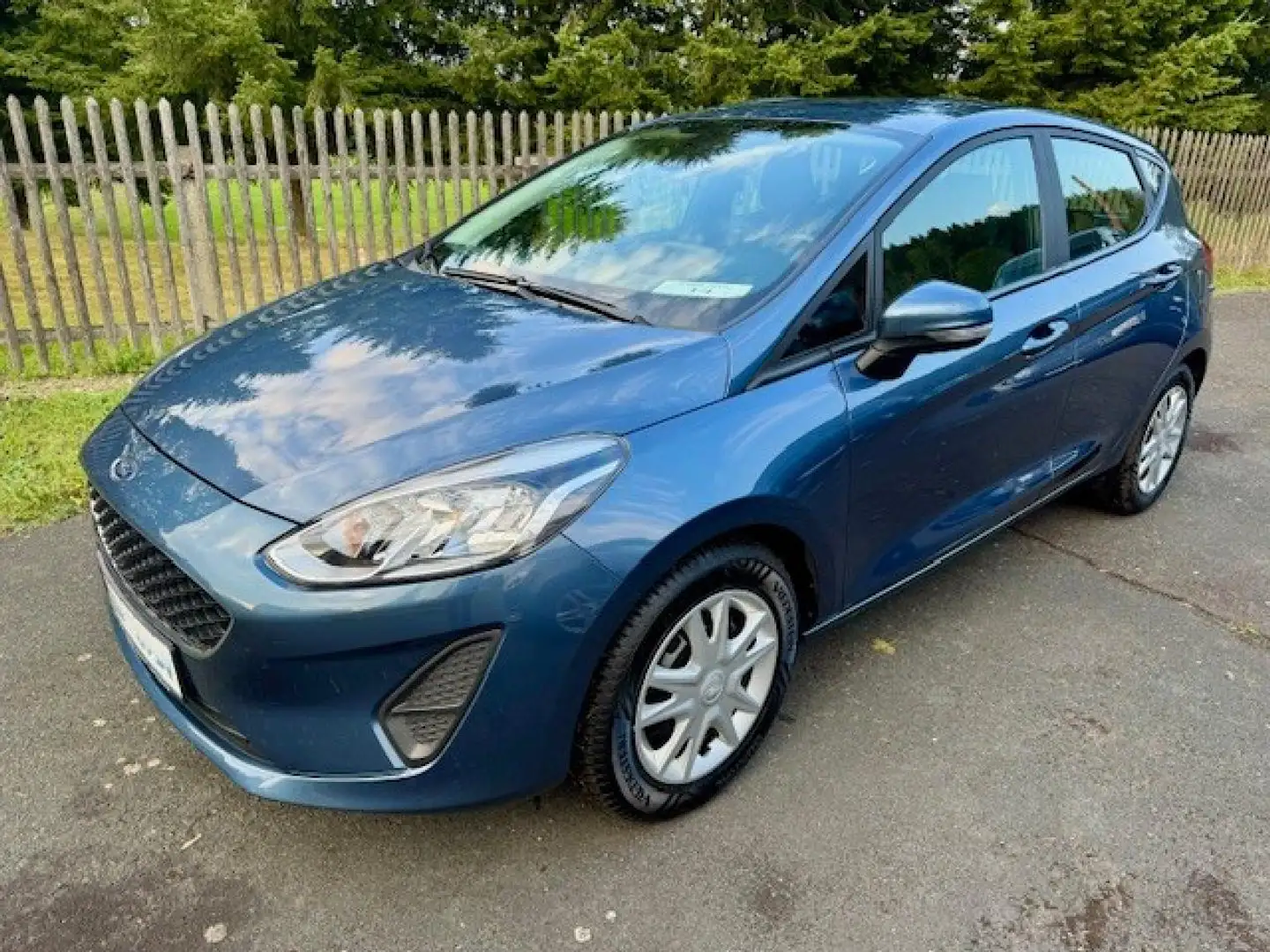 Ford Fiesta Cool & Connect Blau - 1