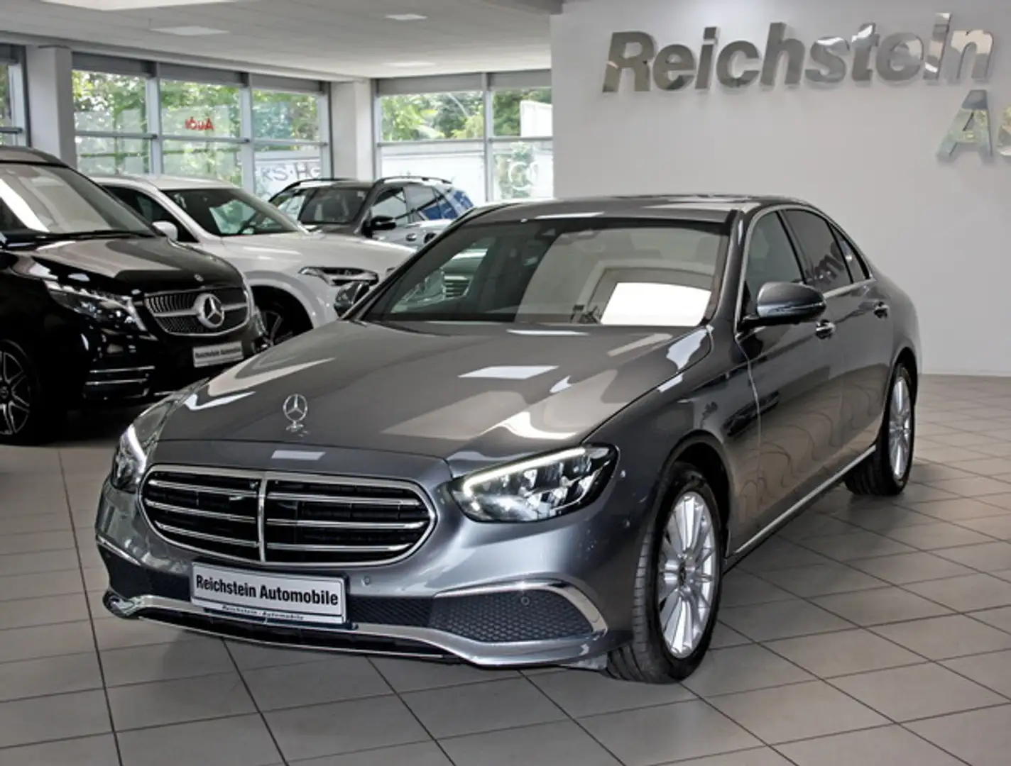 Mercedes-Benz E 300 d 4M NETTO 36.500 SITZKLIMA AHK BURM SERVO Grau - 2