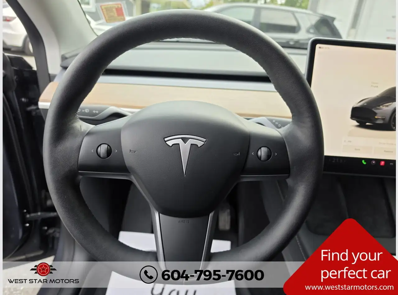 Tesla Model Y fotografie Tesla Model Y