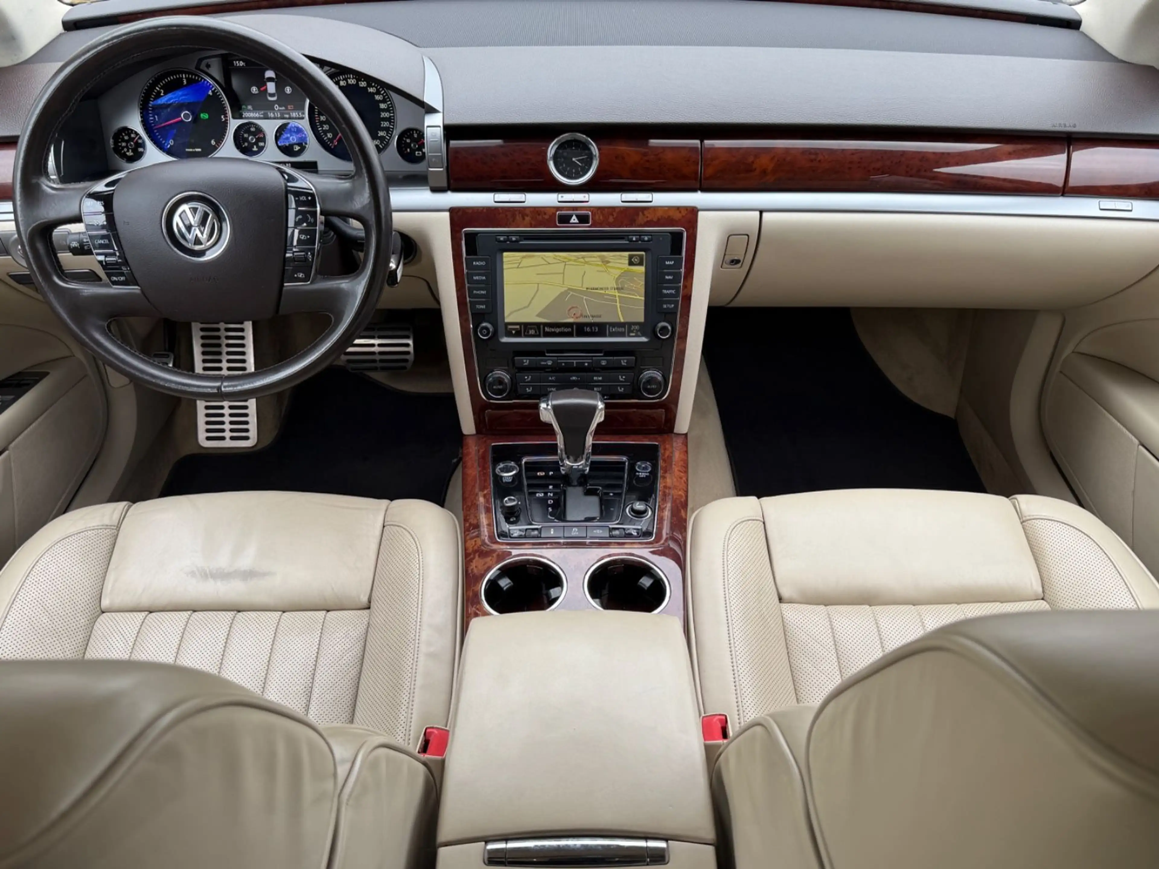 Volkswagen Phaeton V6 TDI 4Motion*EXCLUSIVE*FOND TV*NAVI — photo 10