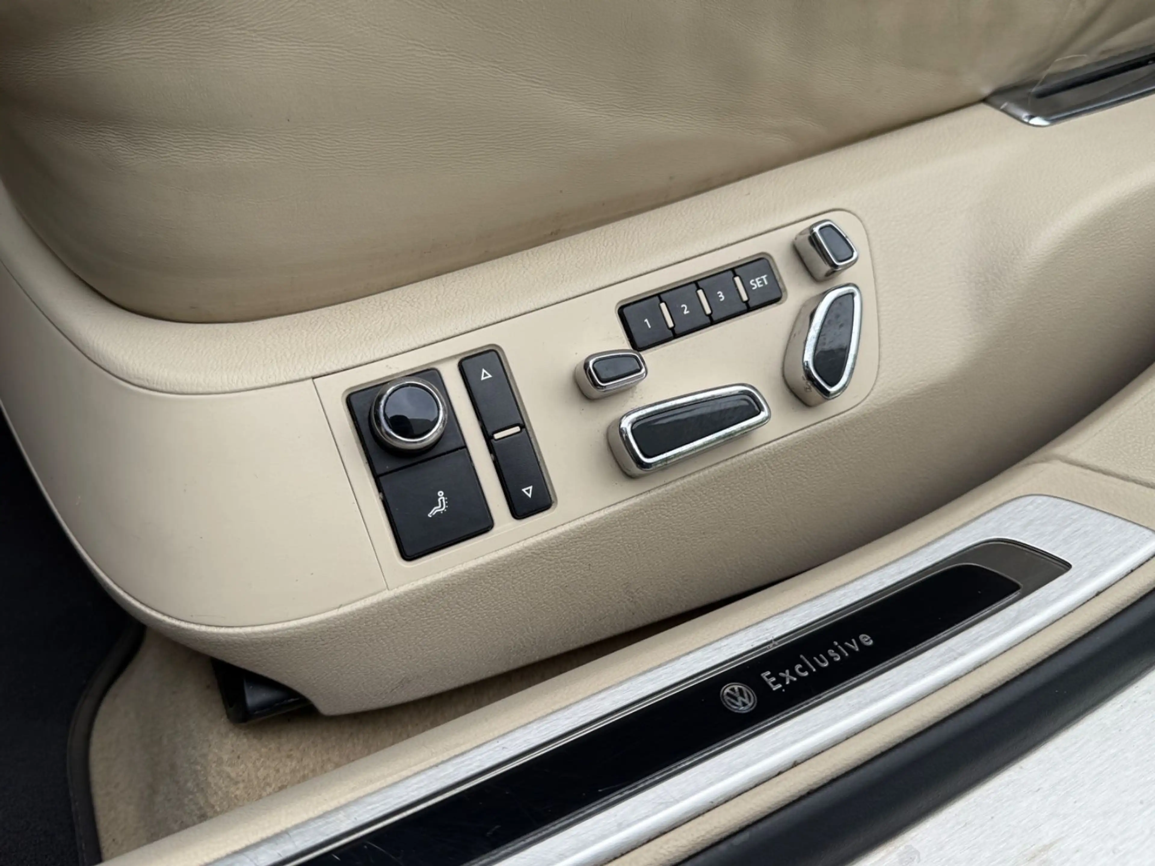 Volkswagen Phaeton V6 TDI 4Motion*EXCLUSIVE*FOND TV*NAVI — photo 17