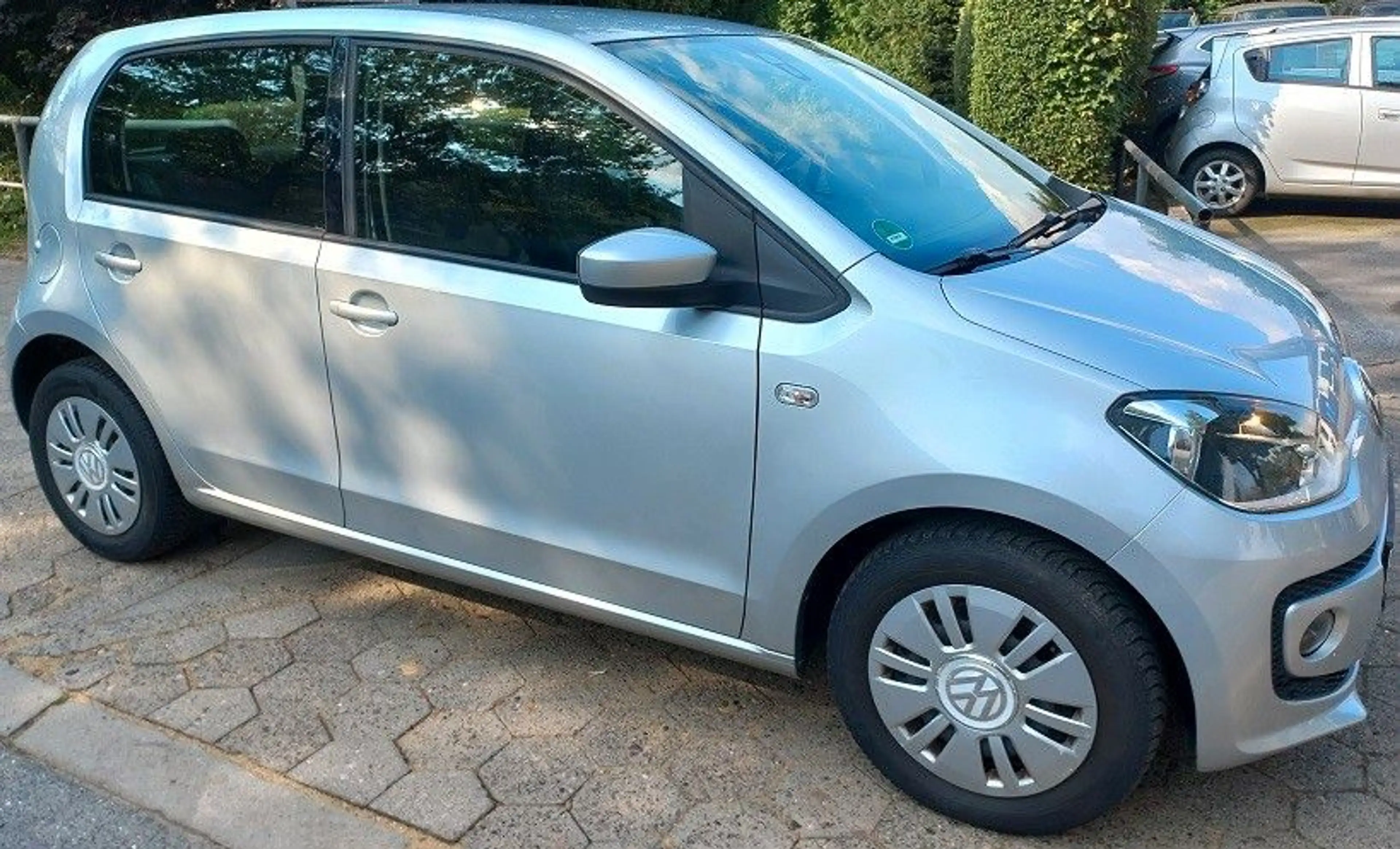 Volkswagen up! 1,0 BMT move up! Klima SHZ Navi ZV+FB Start/Stop — photo 12