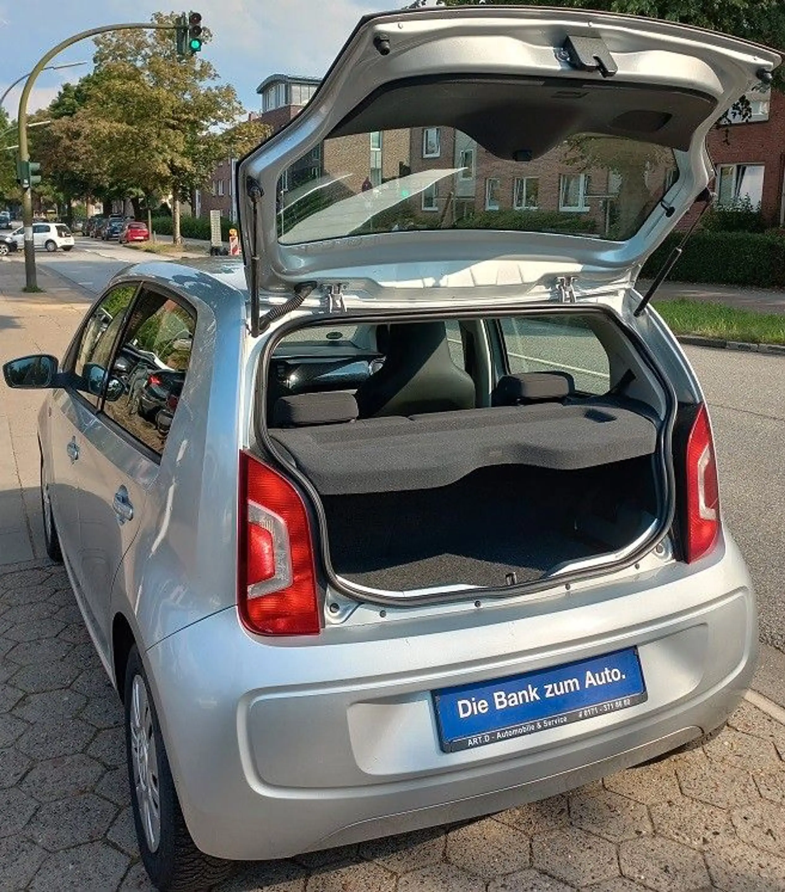 Volkswagen up! 1,0 BMT move up! Klima SHZ Navi ZV+FB Start/Stop — photo 9