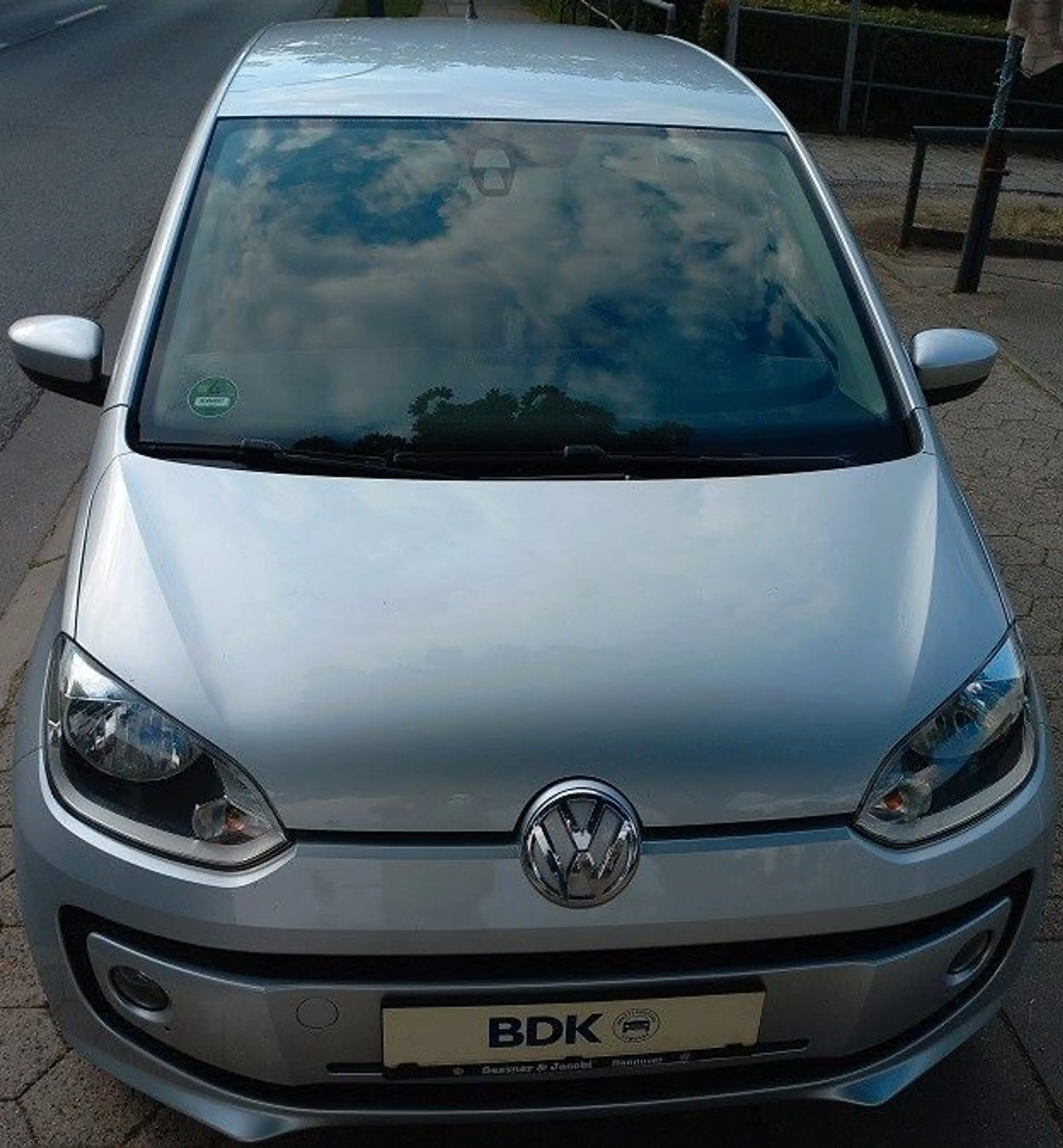 Volkswagen up! 1,0 BMT move up! Klima SHZ Navi ZV+FB Start/Stop — photo 3