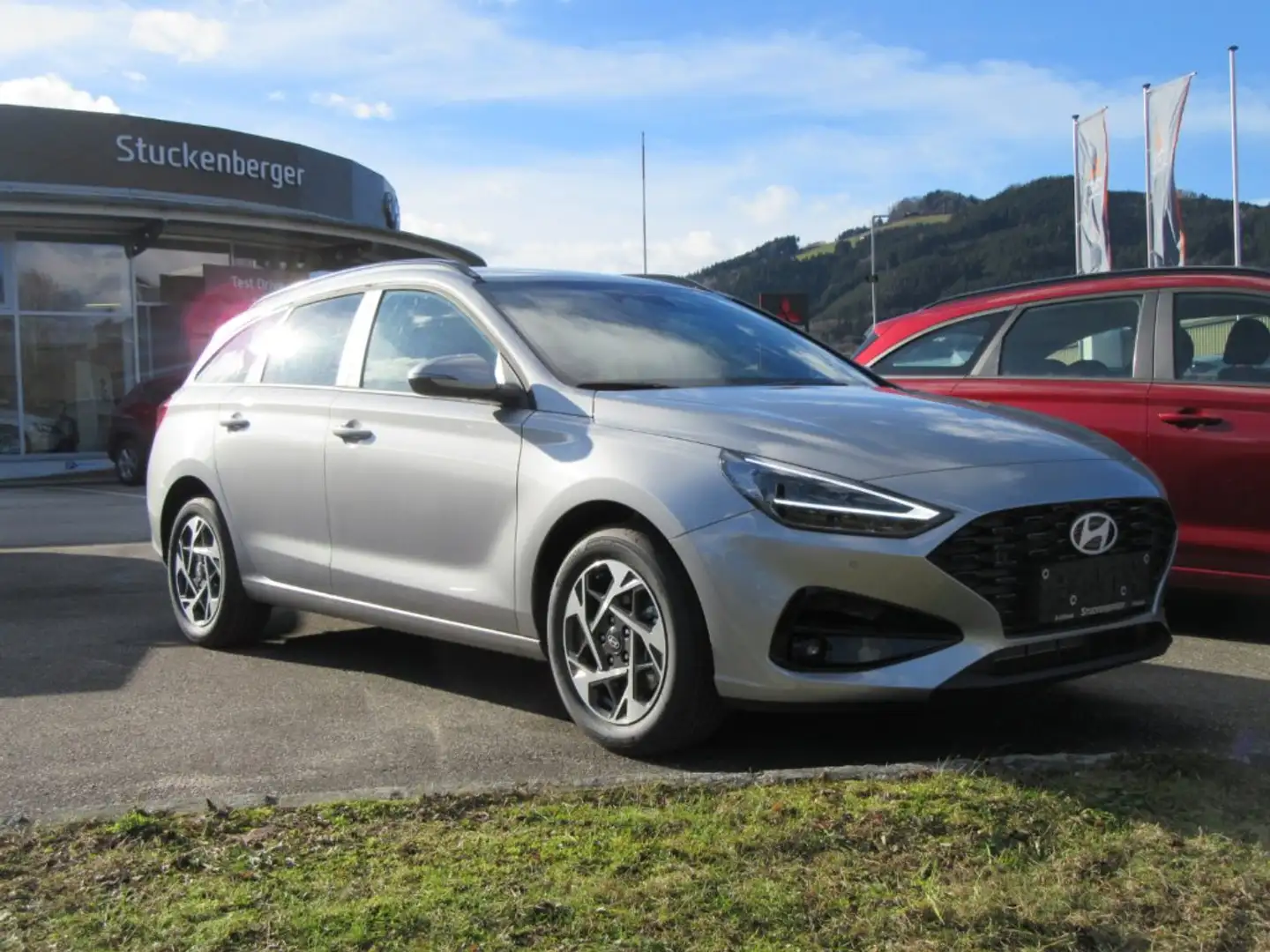 Hyundai i30 Kombi GO 1.0 T-GDI Silber - 1