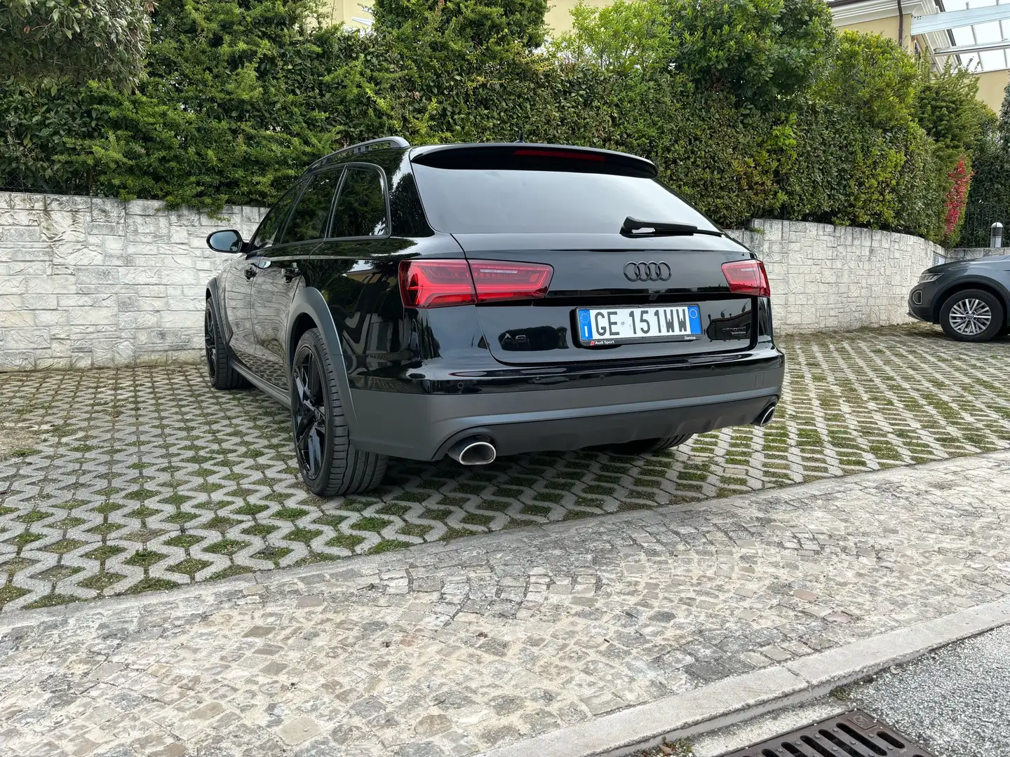 Audi A6 allroad 3.0 tdi quattro 218cv s-tronic Nero - 2