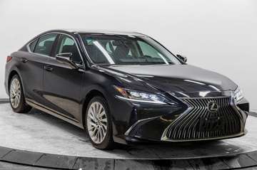 ULTRA LUXURY PACKAGE | ONE OWNER