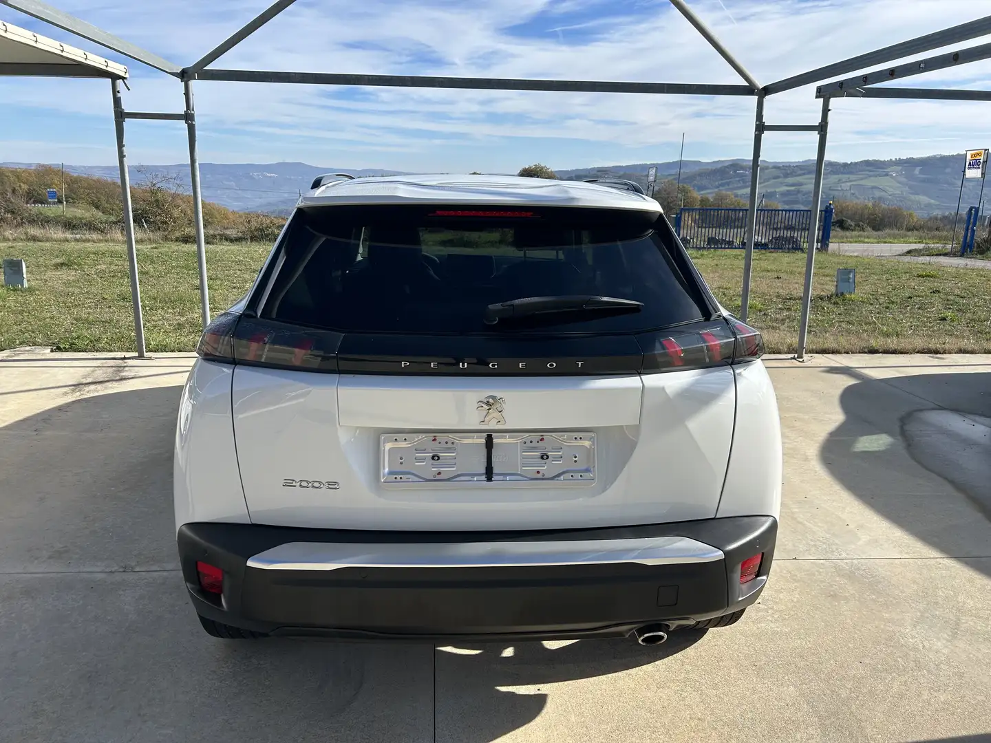 Peugeot 2008 1.5 bluehdi Allure s&s 110cv Bianco - 2