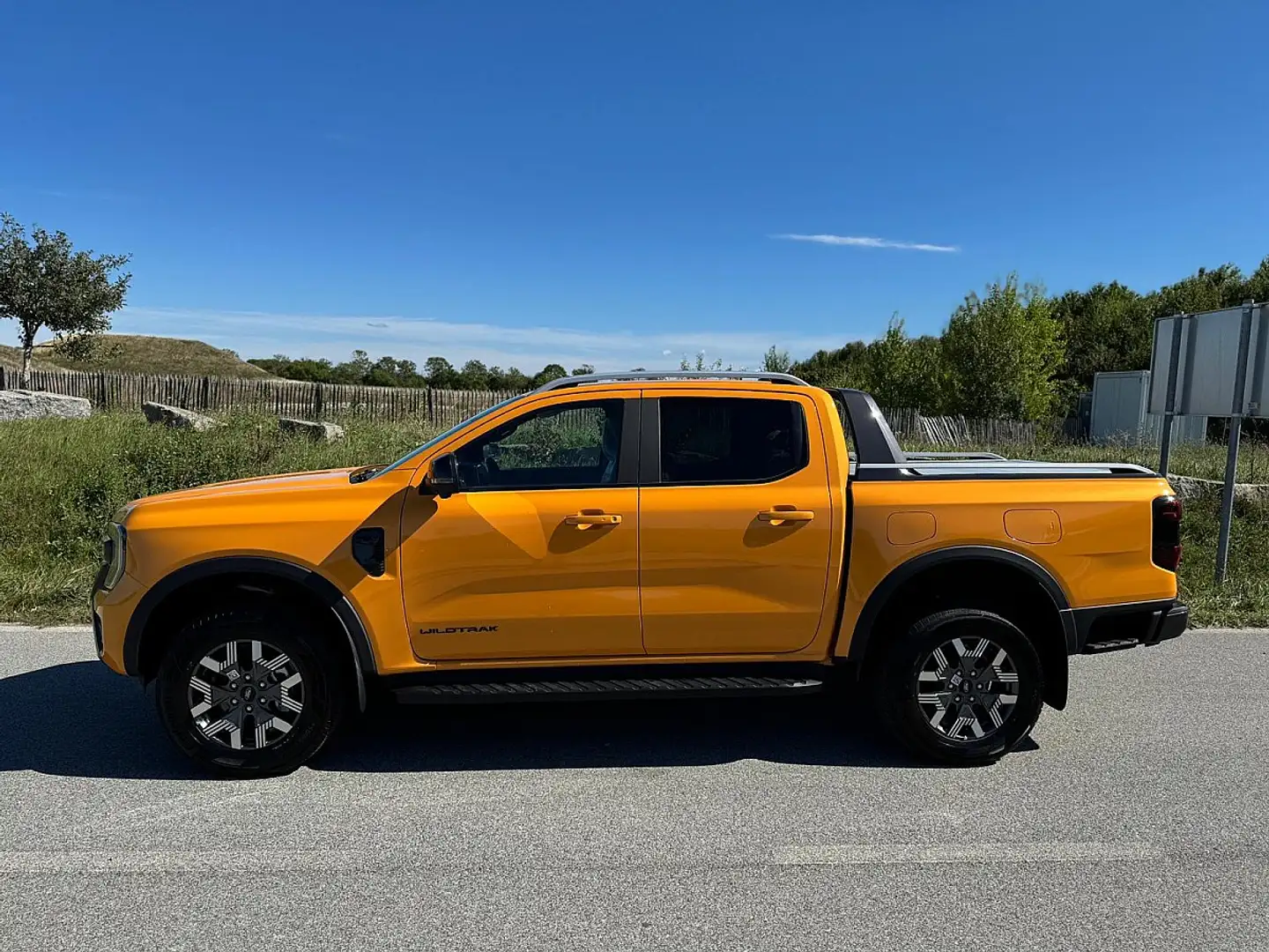 Ford Ranger Ranger Wildtrak e-4WD 2.3 EcoBoost 11,8kWh Aut.... Orange - 2
