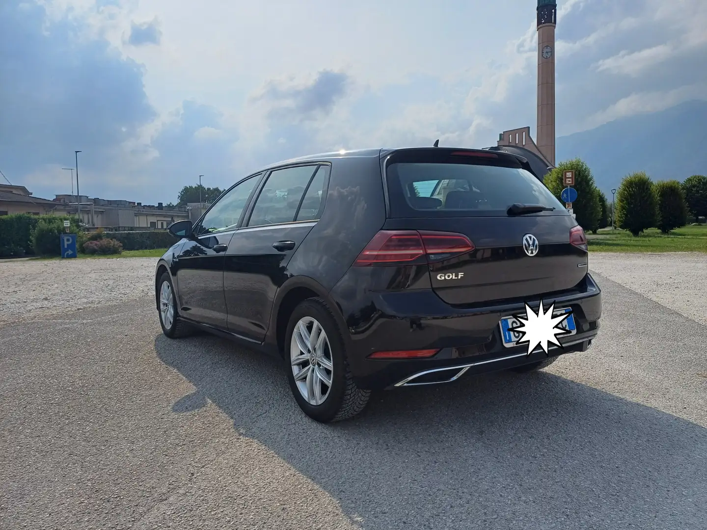 Volkswagen Golf Golf VII 2017 5p 5p 1.5 tgi Executive 130cv dsg Černá - 1
