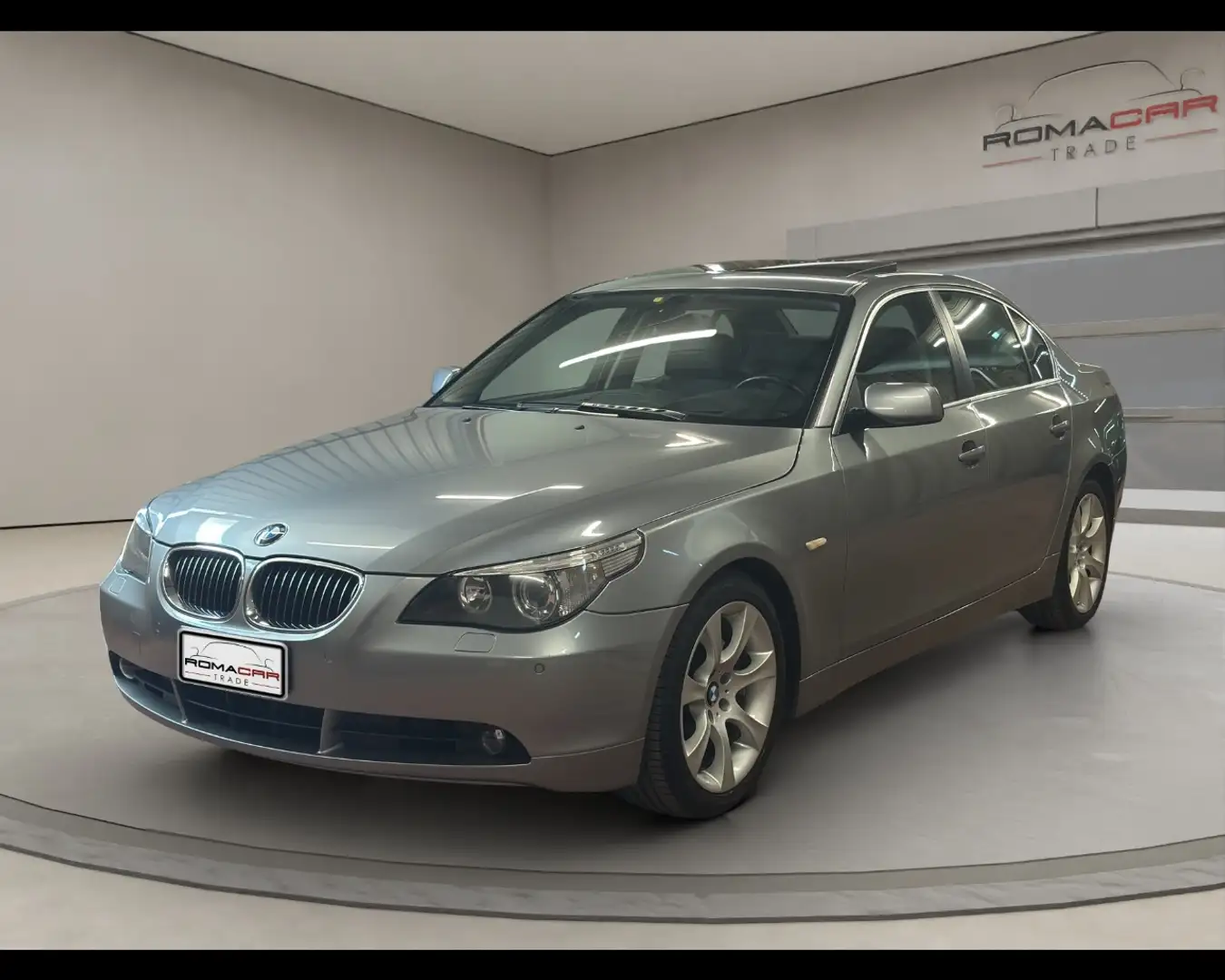 BMW 530 - 530d cat Futura Grau - 2