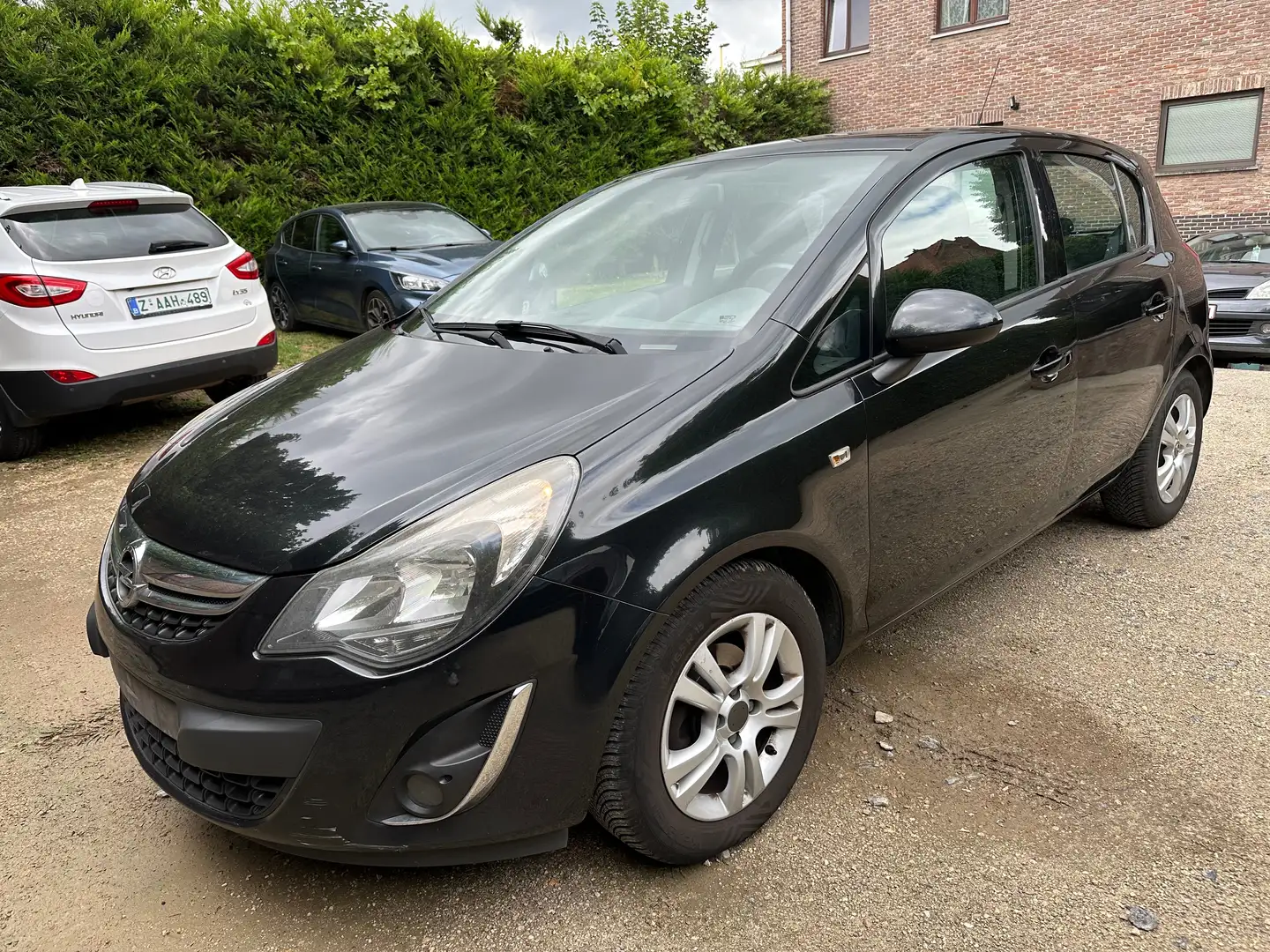 Opel Corsa Corsa 1.2i ESSENCE AIRCO 2014 3950€ Zwart - 1